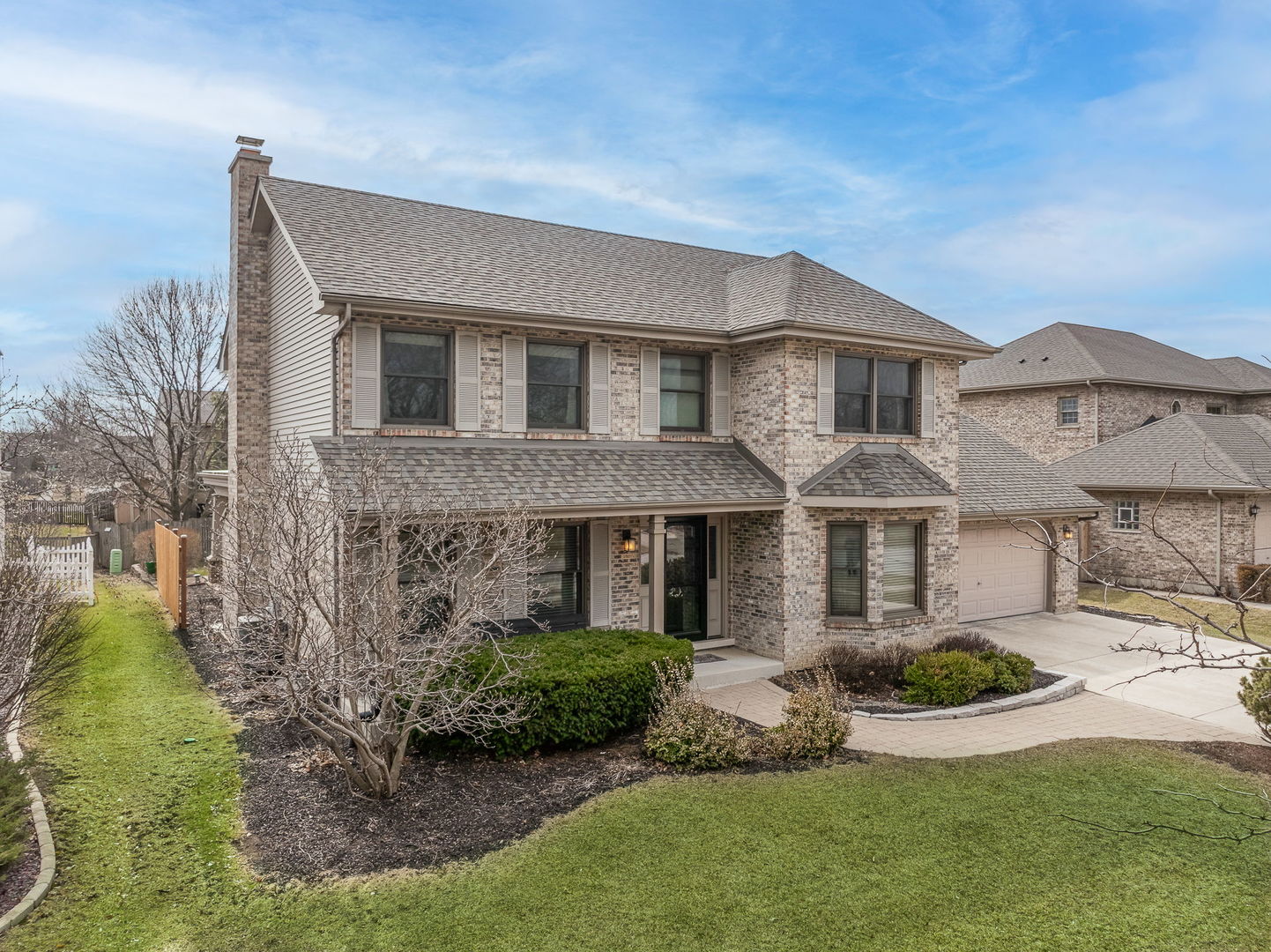 20W505 Elizabeth Street