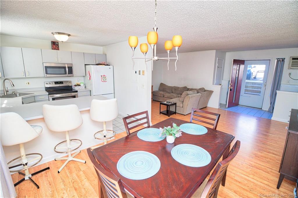 925 Oronoke Road 100G