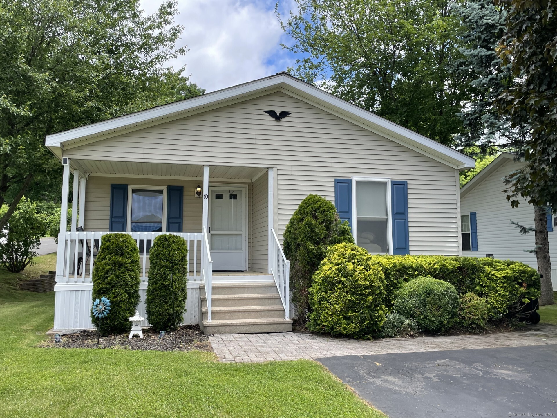 10 Three Garden Terrace