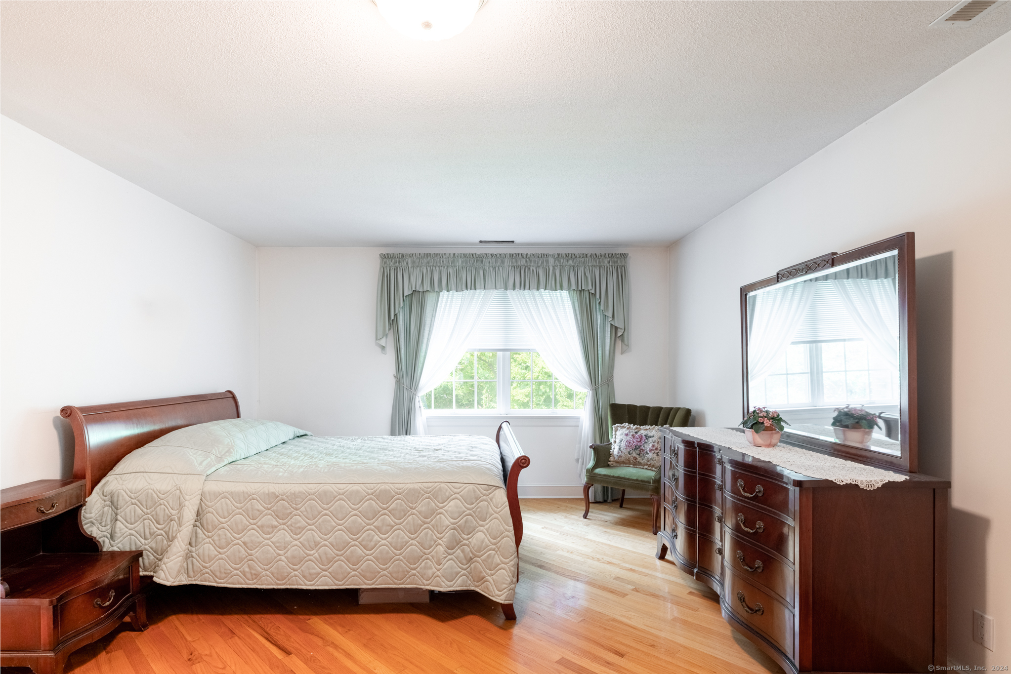 64 Hollyberry Road