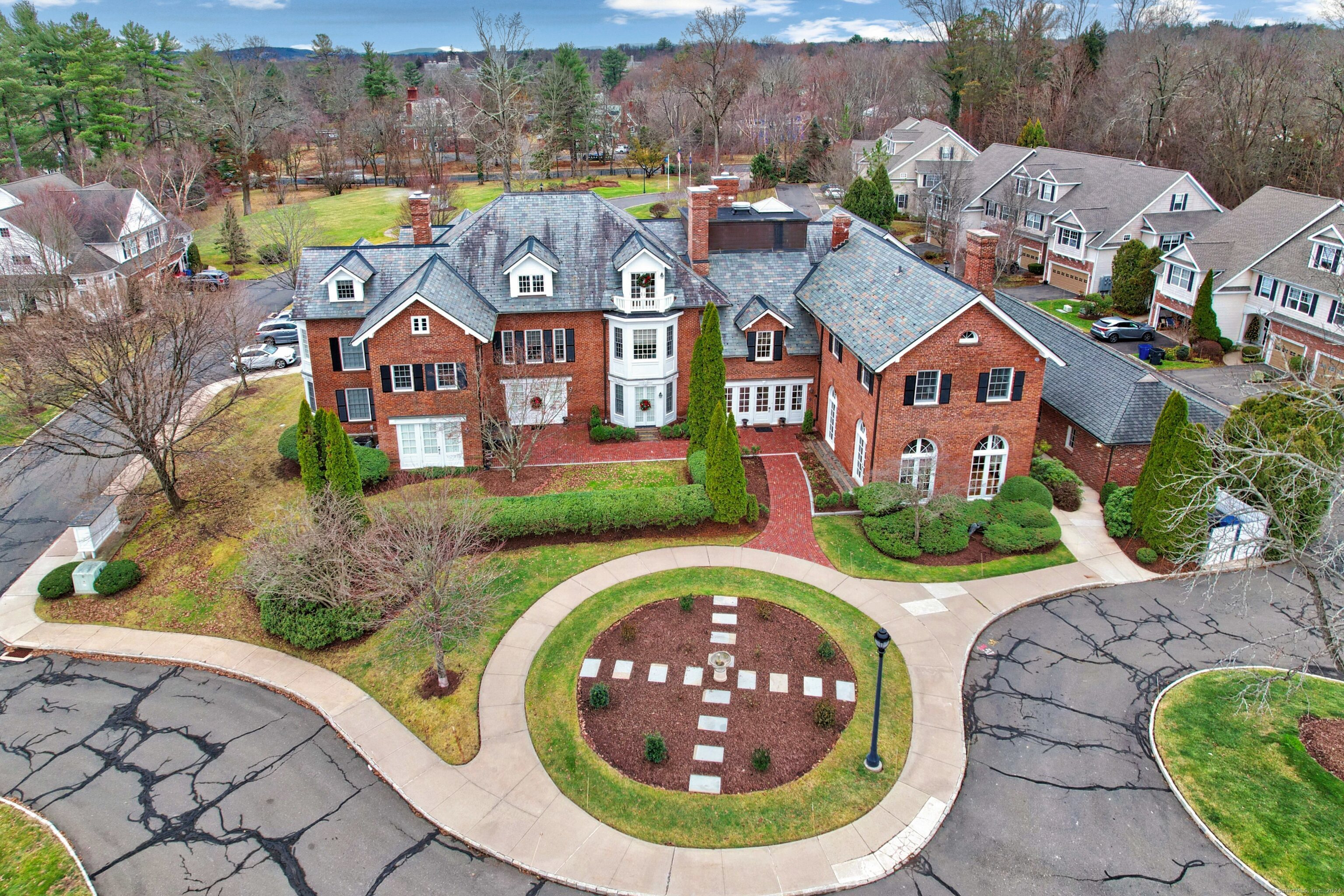 1280 Asylum Avenue APT 6F