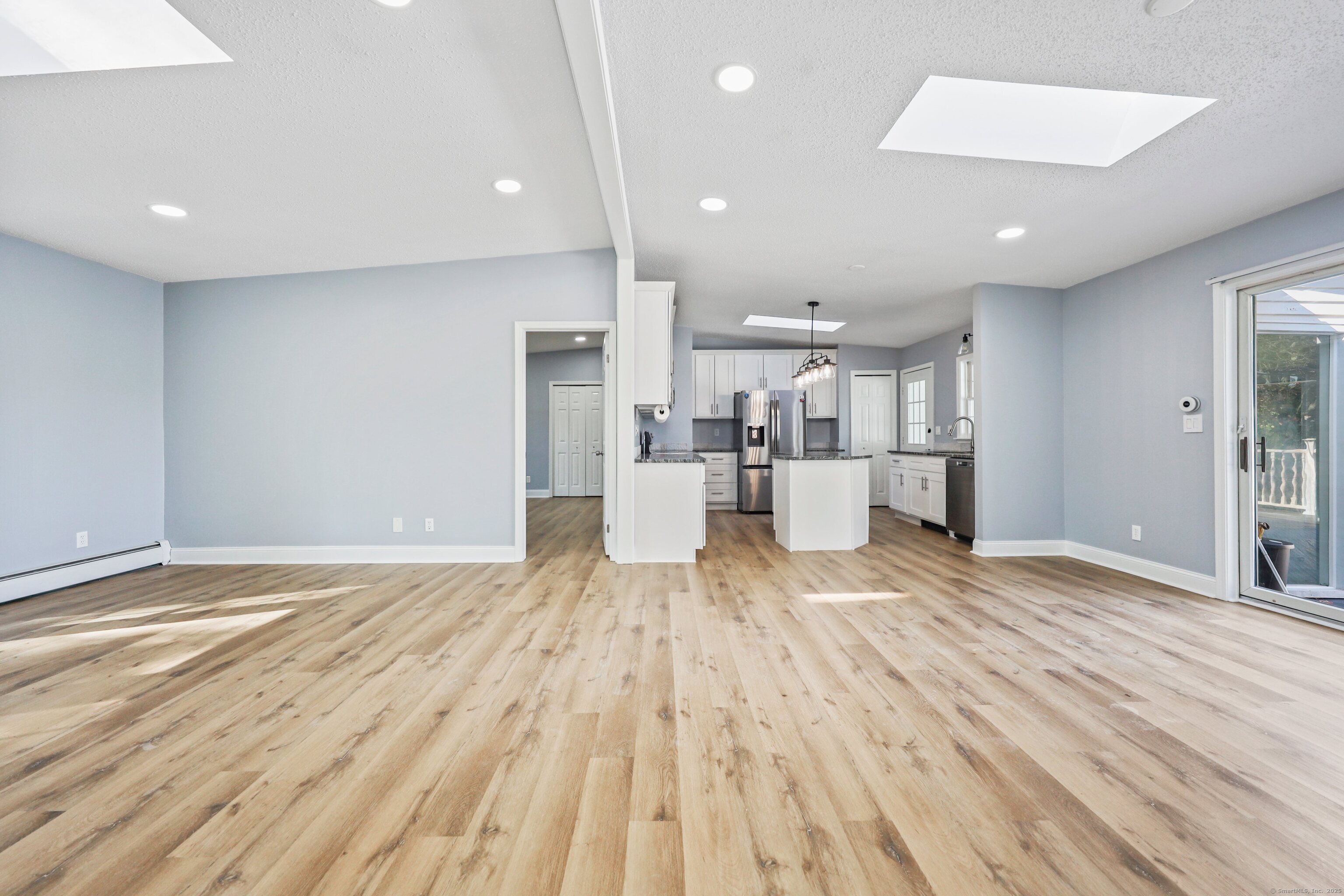 834 May Street