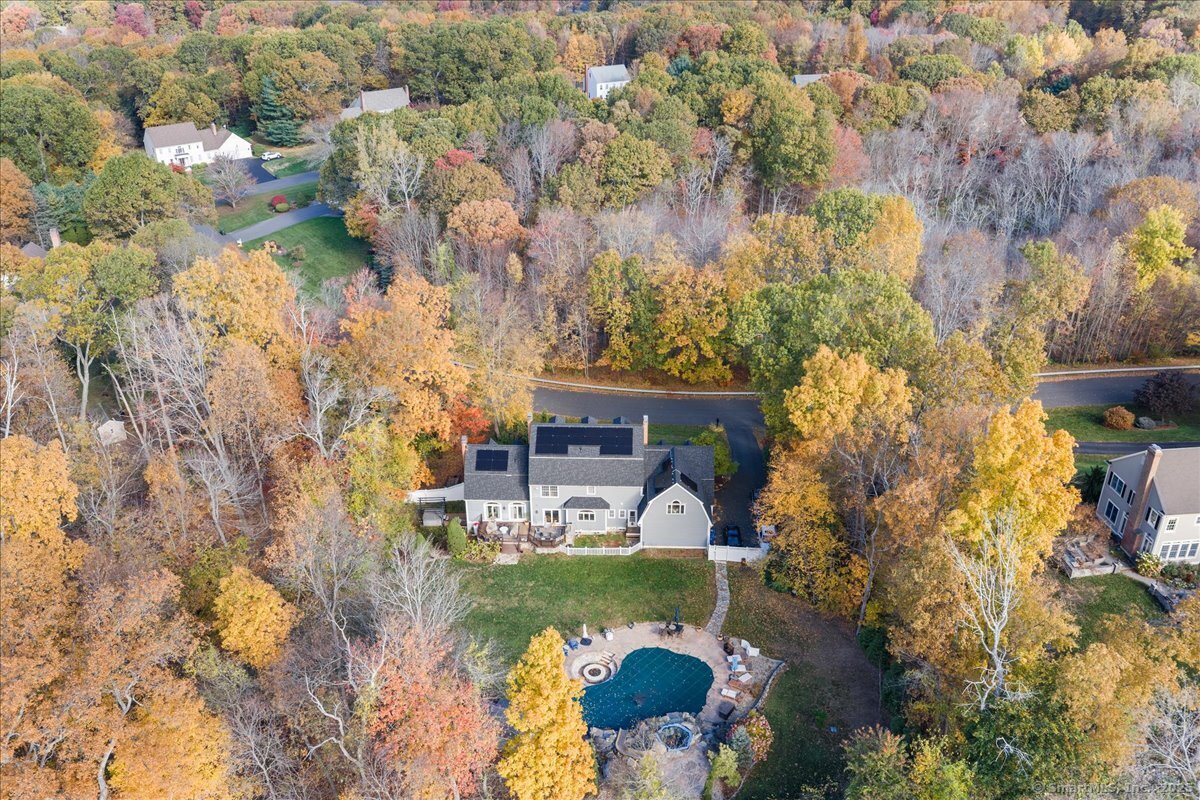 16 Julia Road