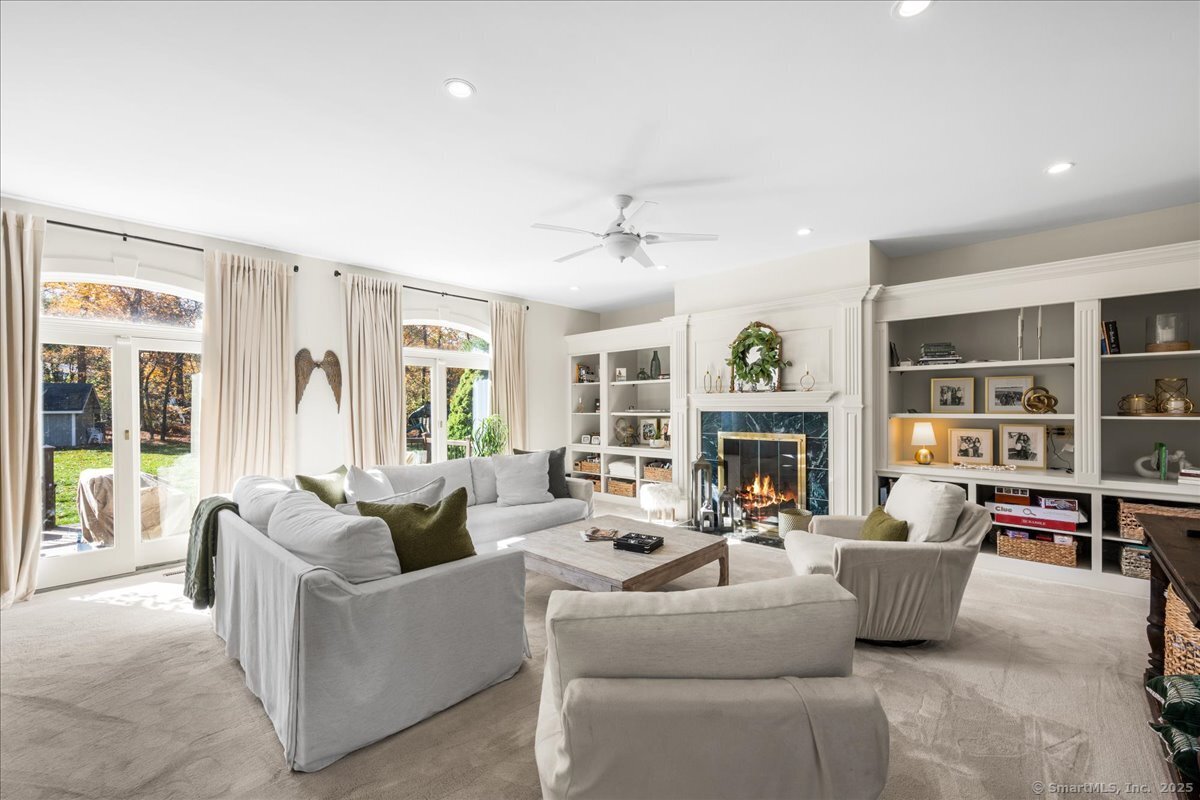 16 Julia Road