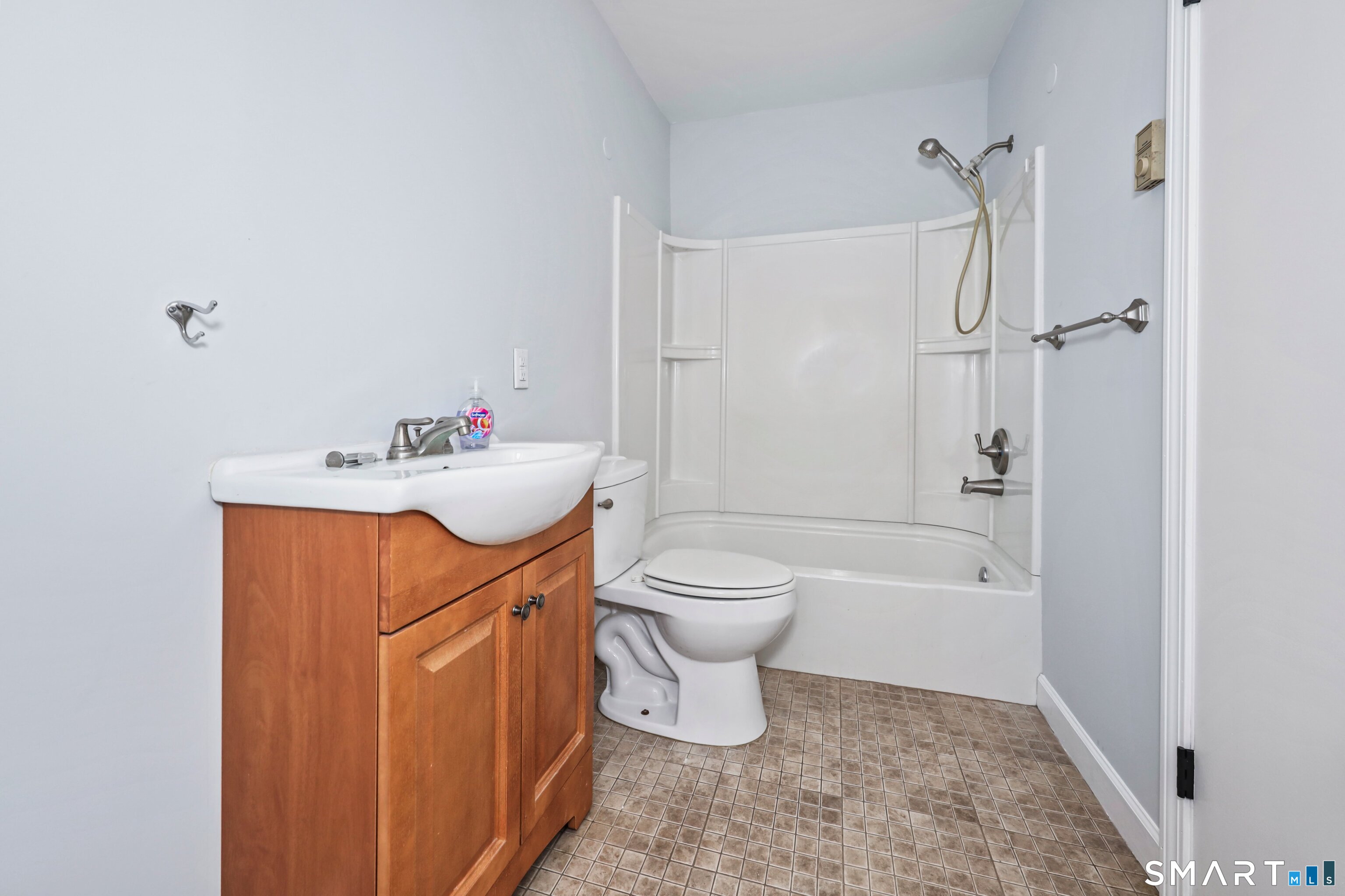 925 Oronoke Road 11D