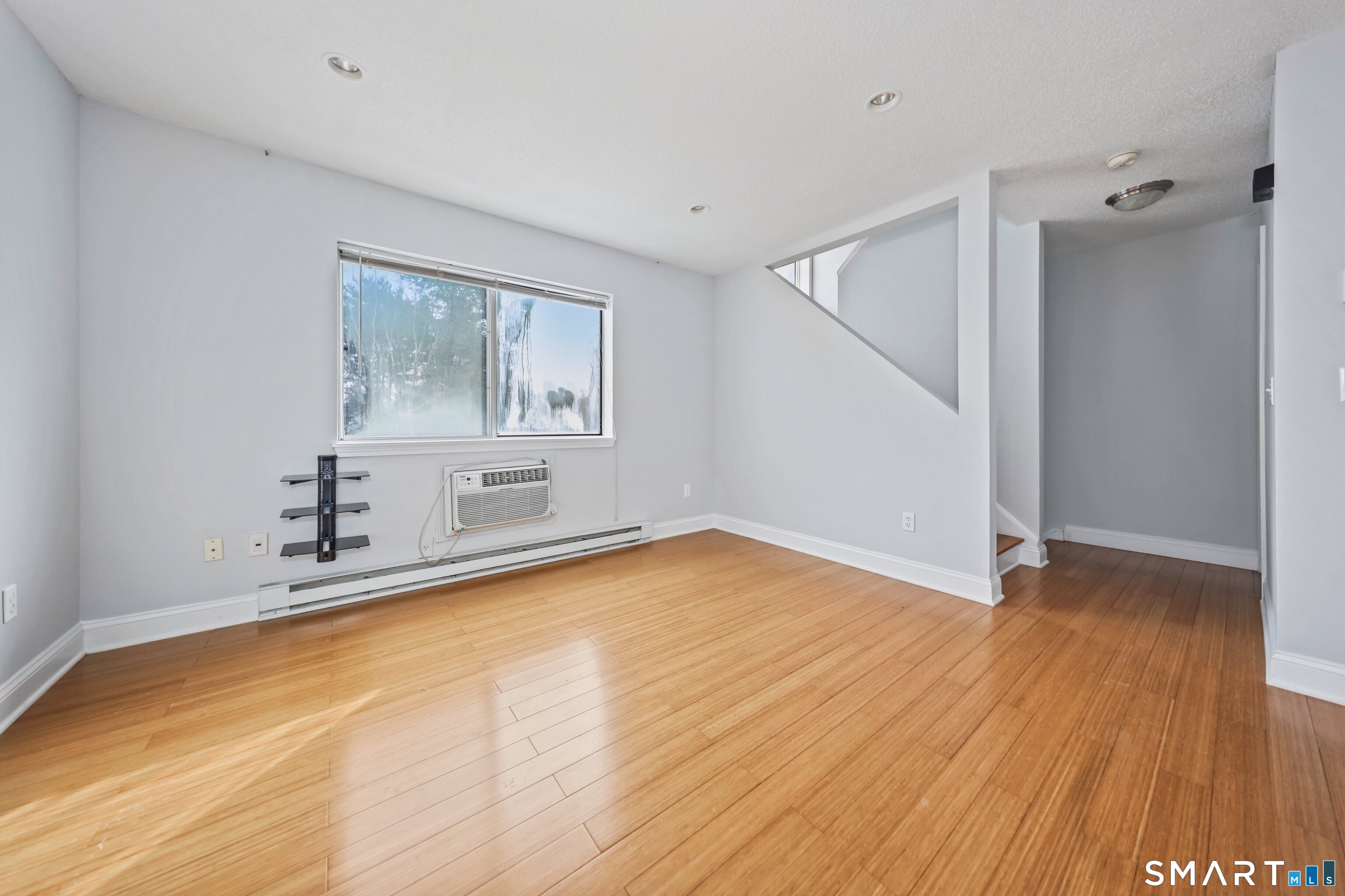 925 Oronoke Road 11D