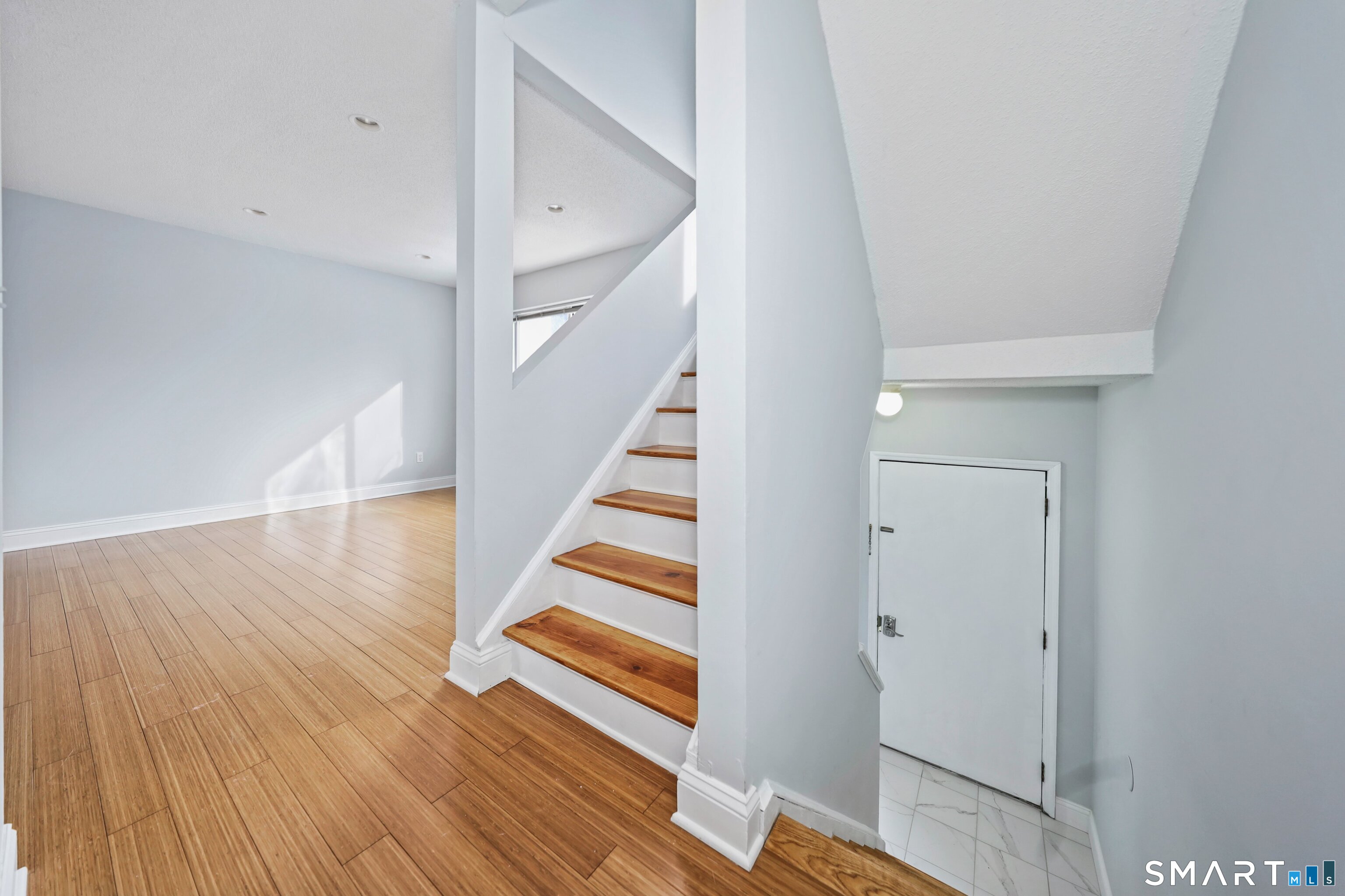 925 Oronoke Road 11D