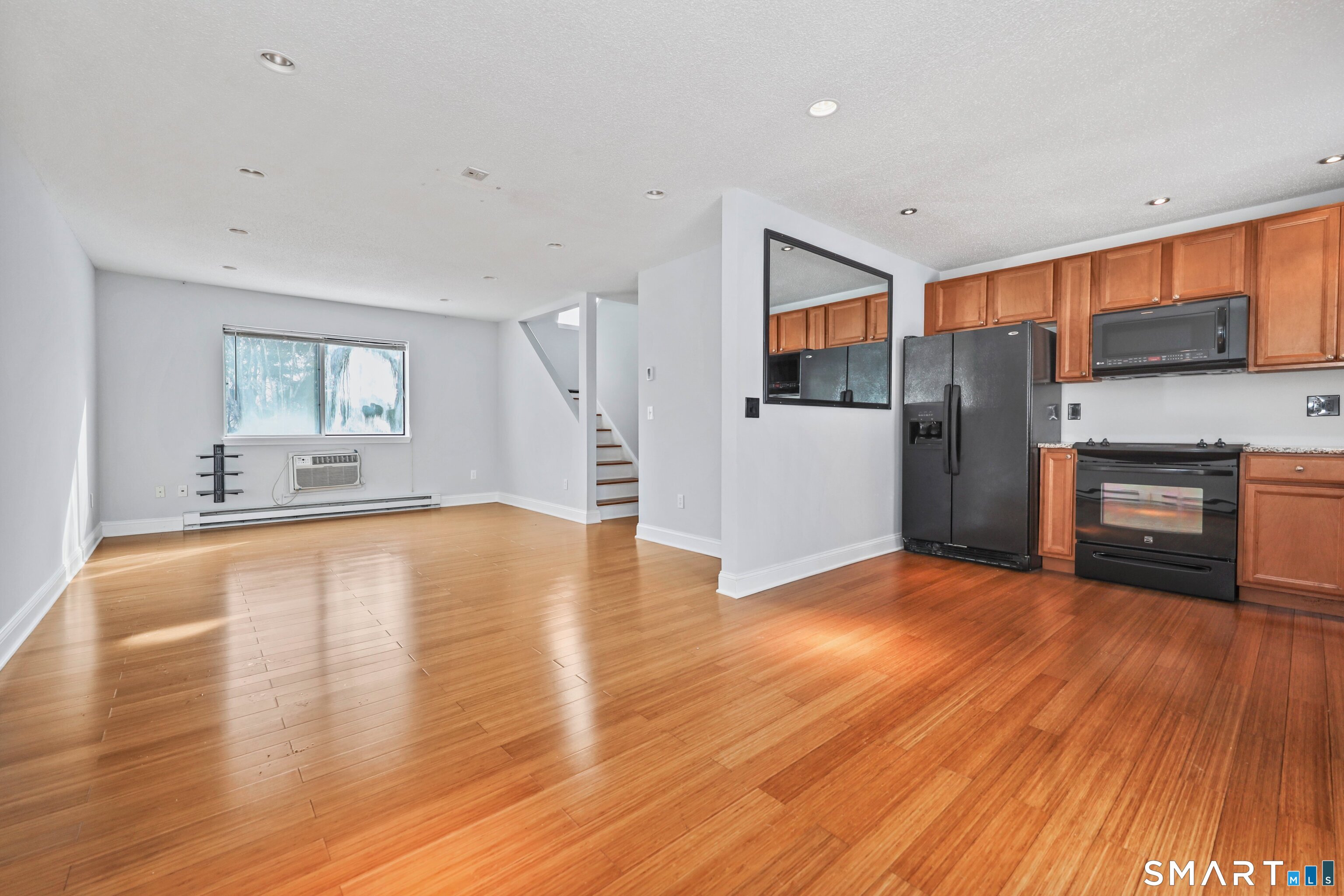 925 Oronoke Road 11D