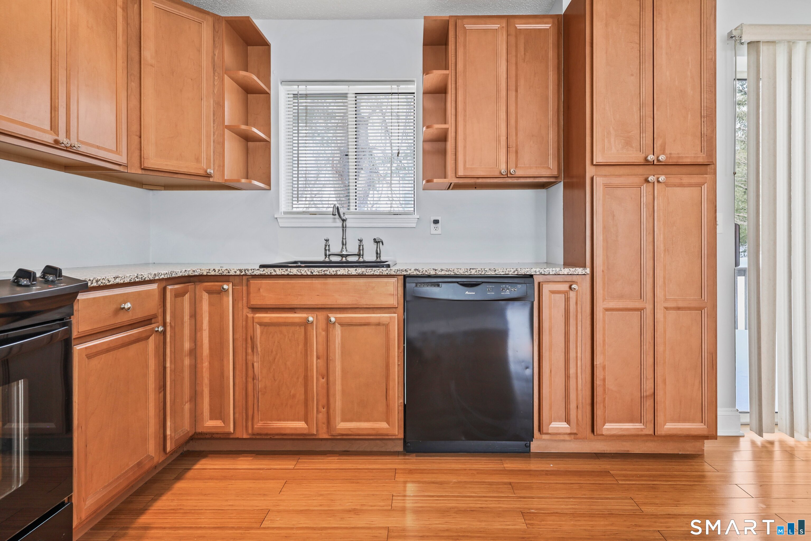 925 Oronoke Road 11D