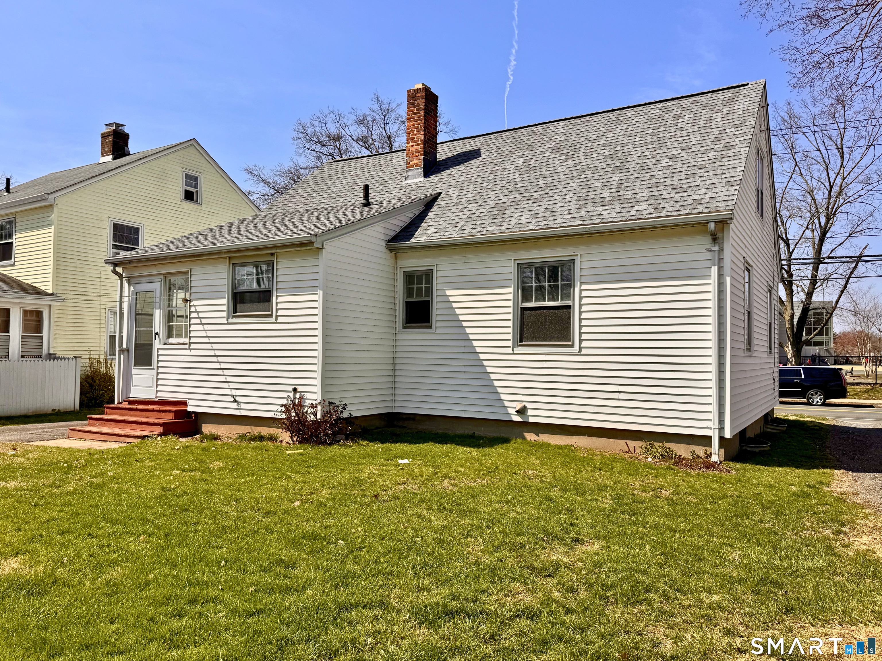 406 Oakwood Avenue