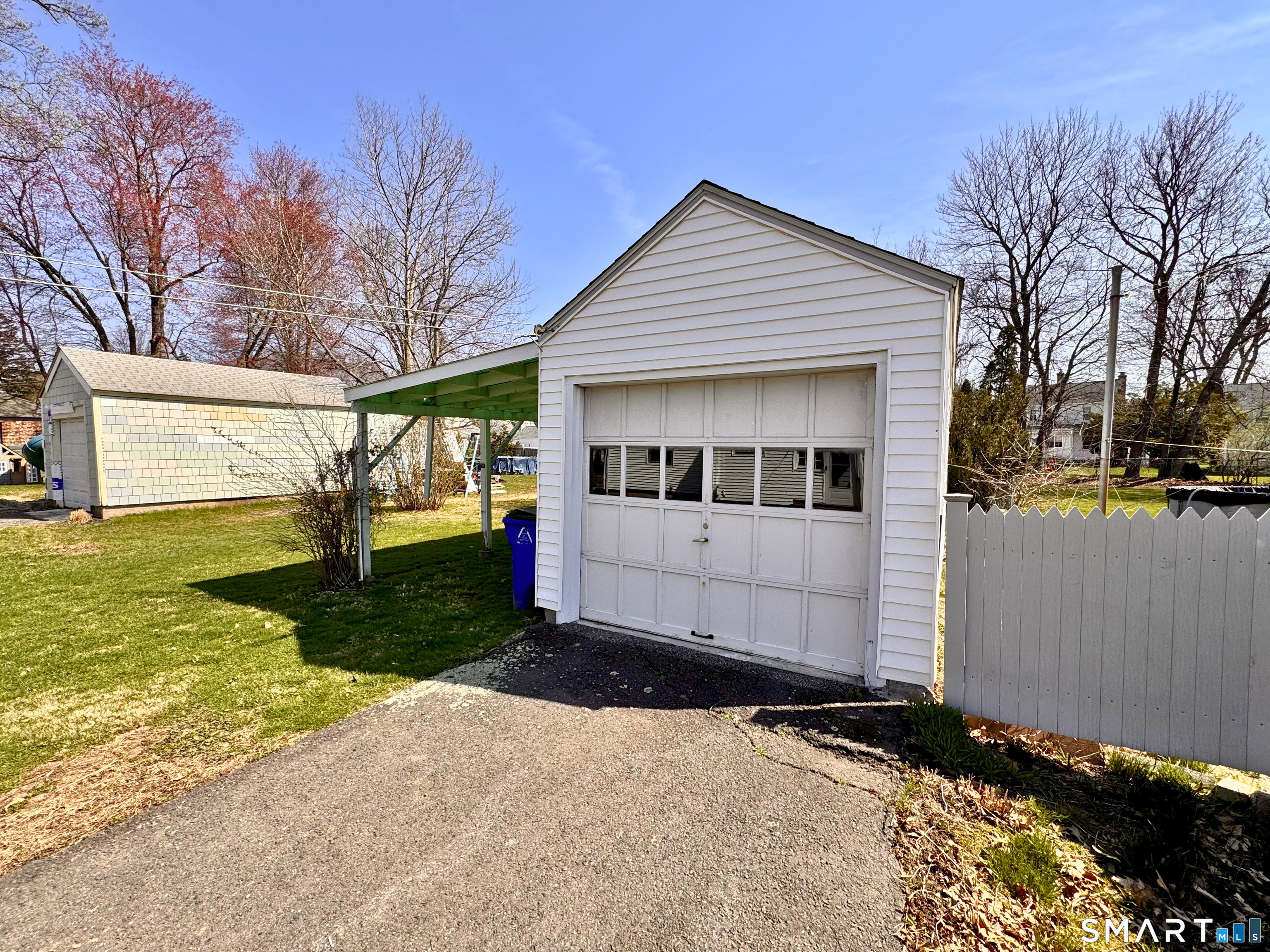 406 Oakwood Avenue