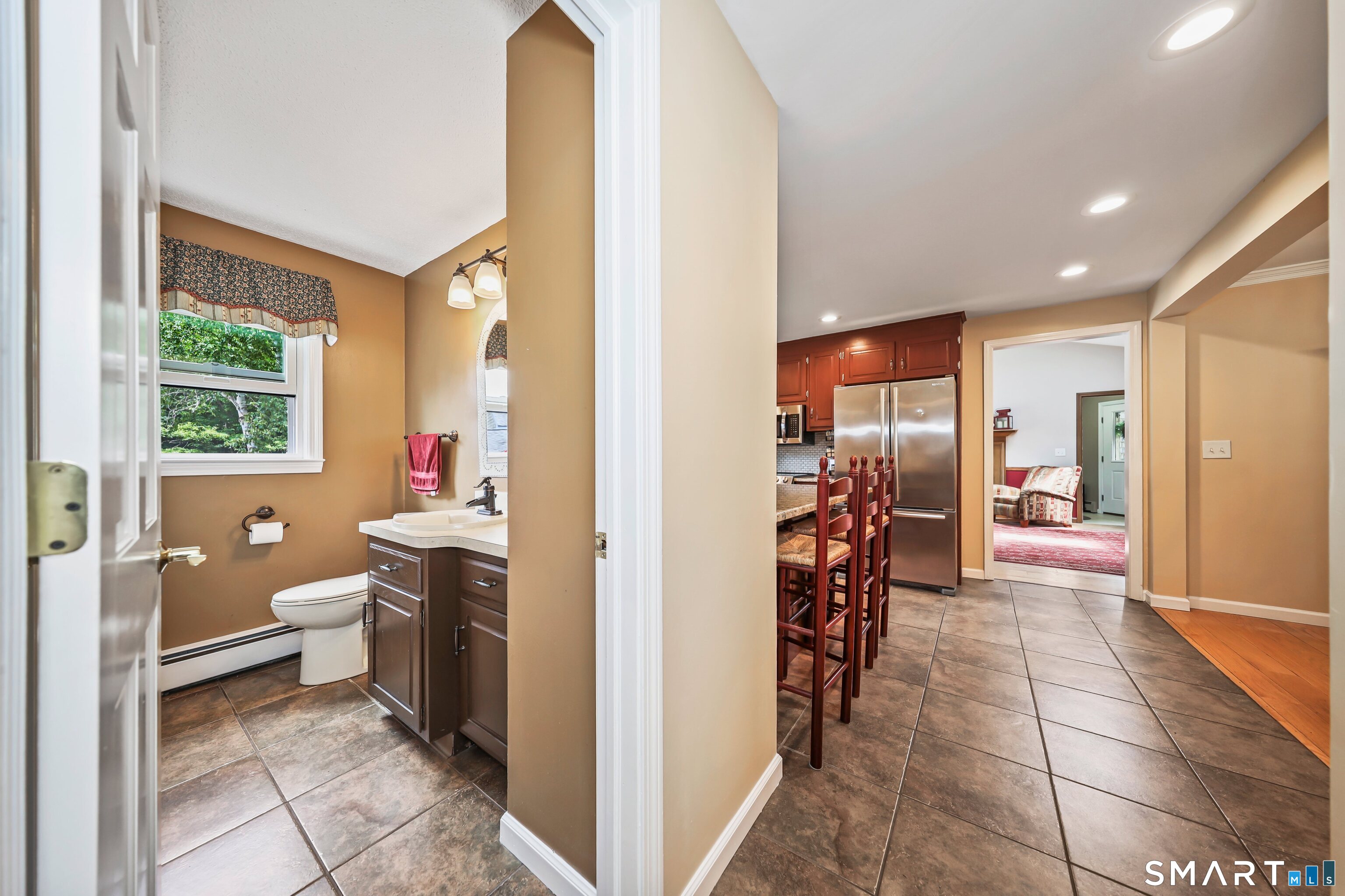 2 Meadowside Drive