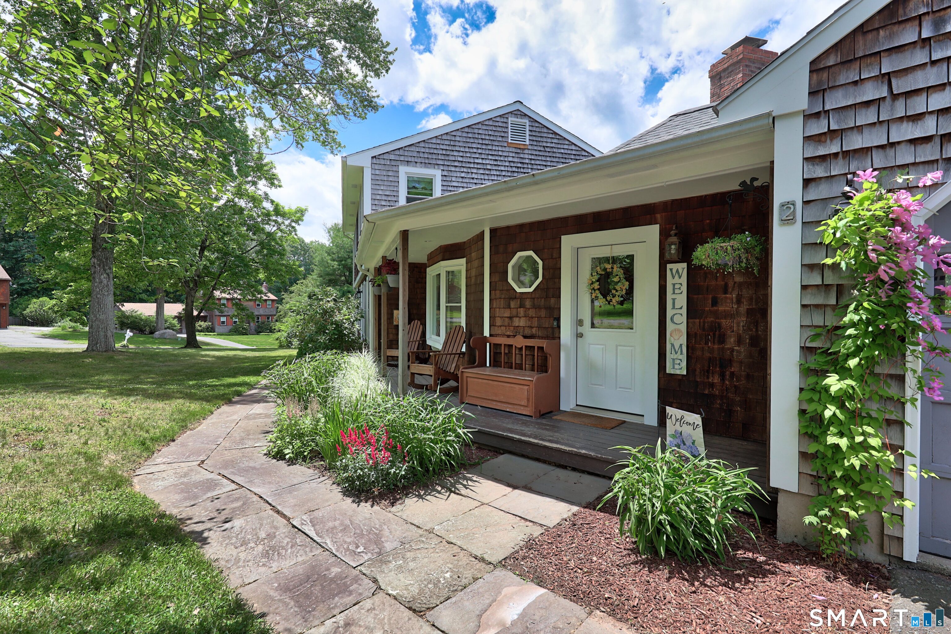 2 Meadowside Drive