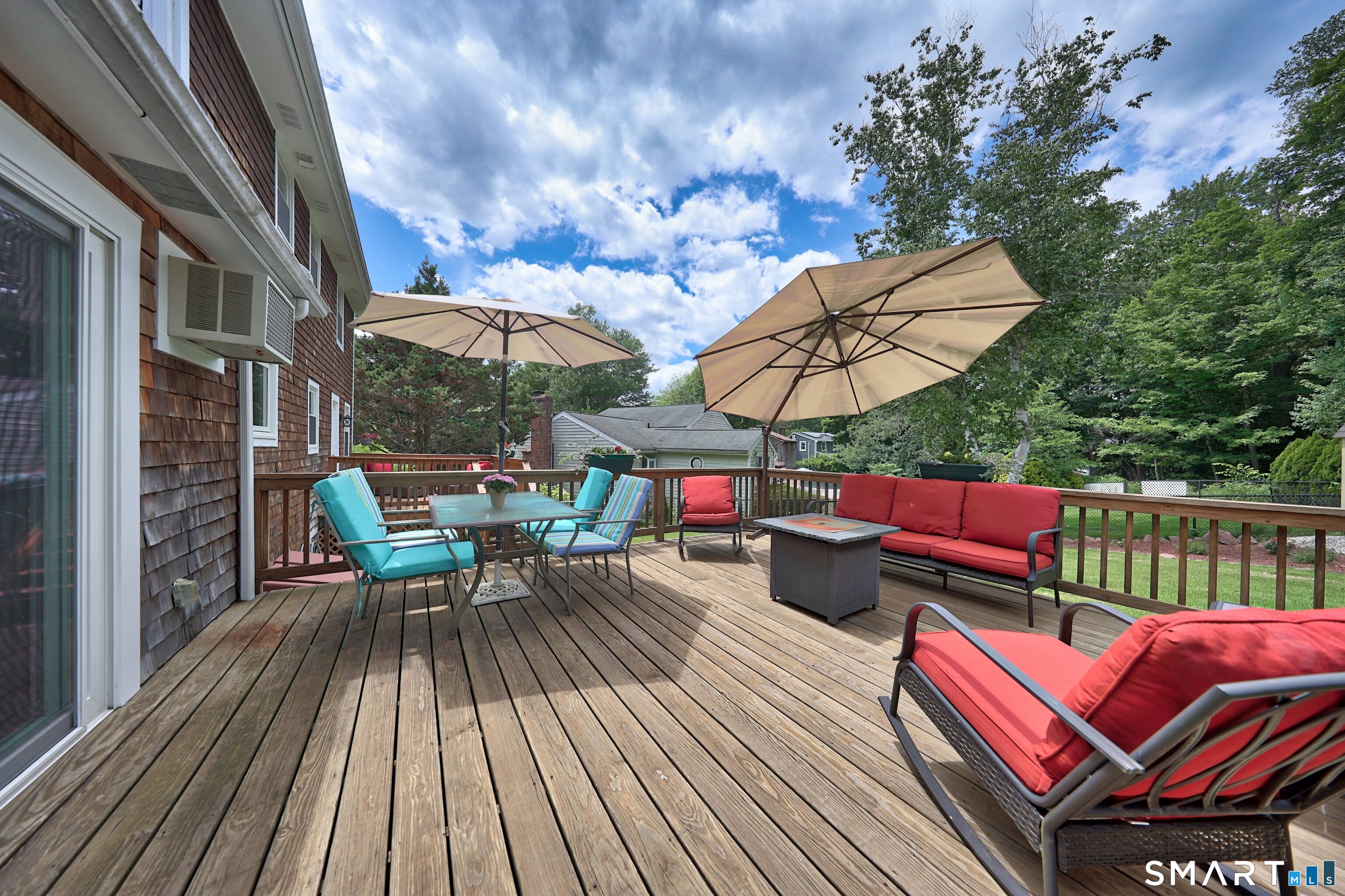 2 Meadowside Drive
