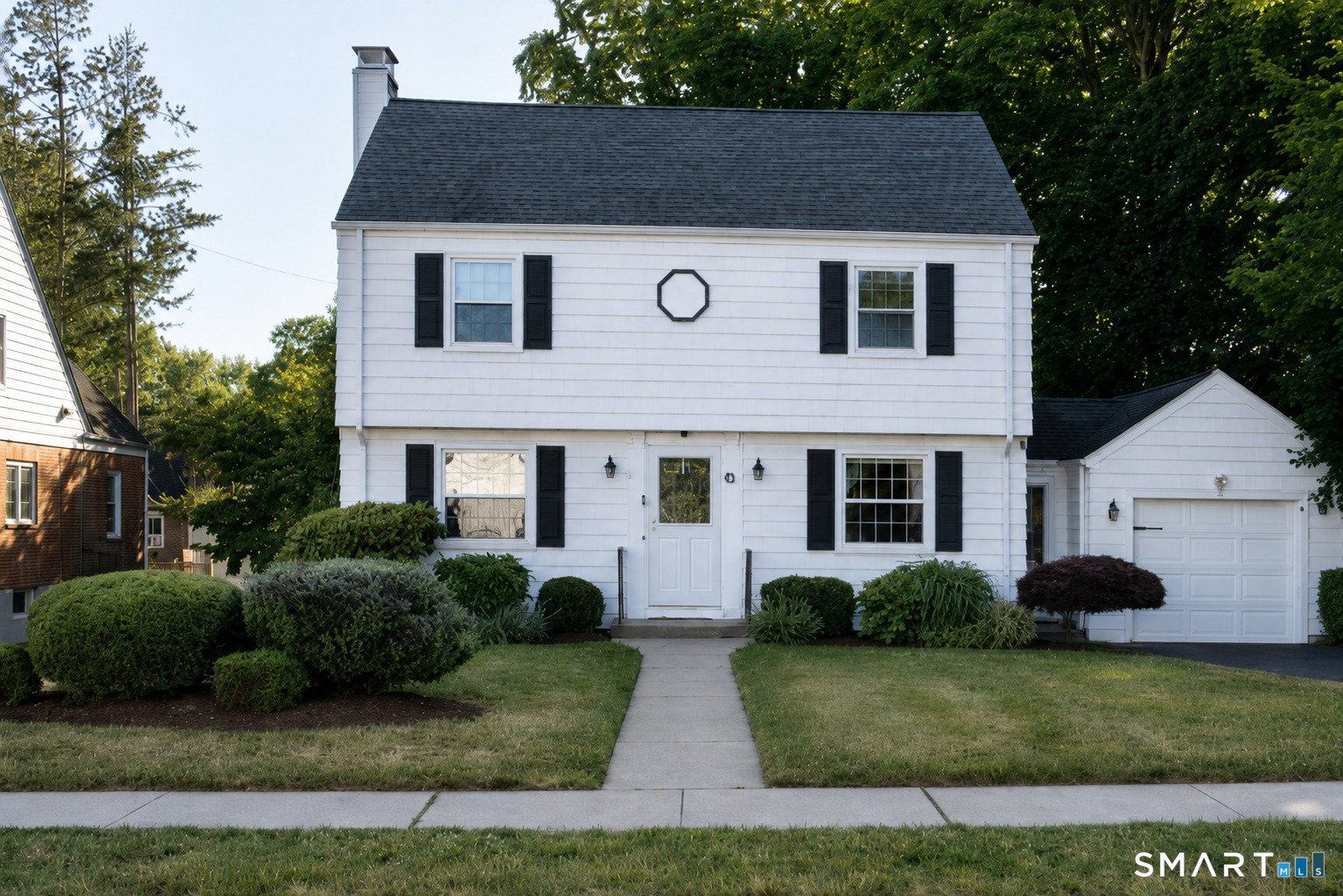 87 Van Buren Avenue