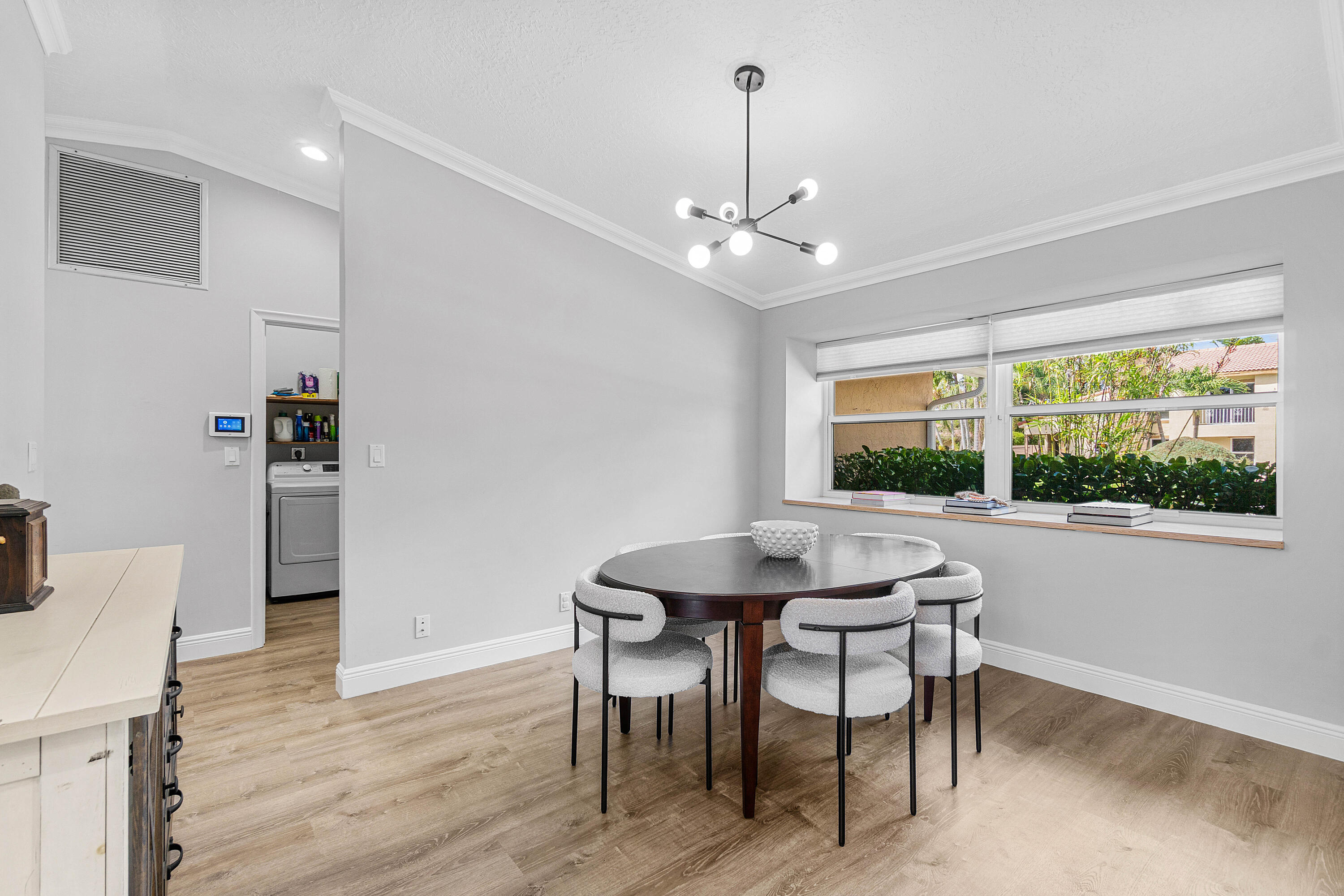 6992 W Calle Del Paz W