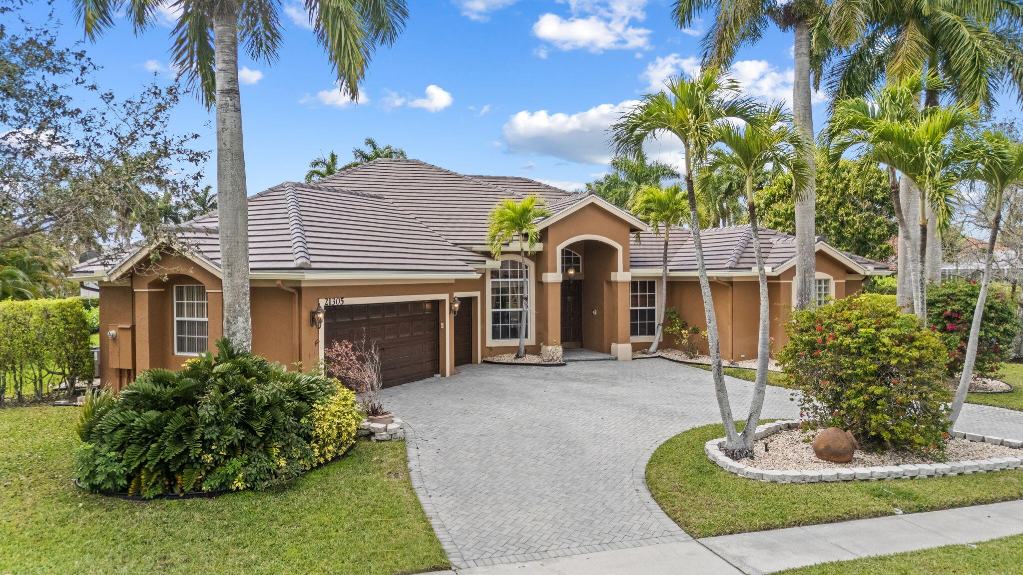 21305 Rock Ridge Dr