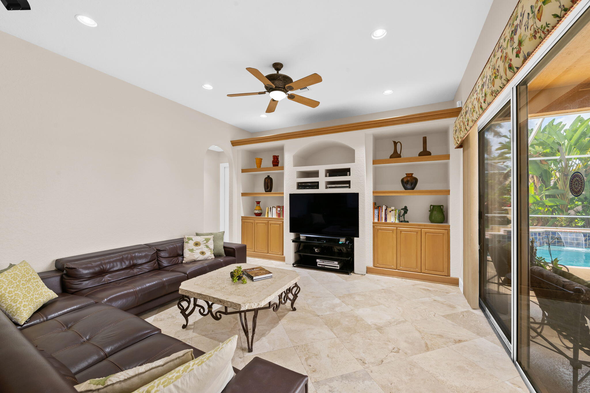 21305 Rock Ridge Dr