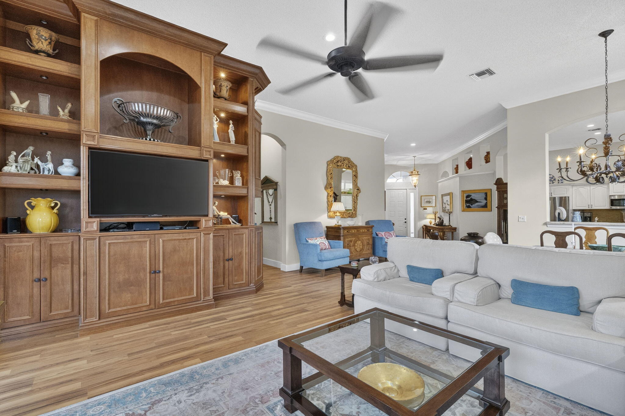 6787 Fairway Lakes Dr