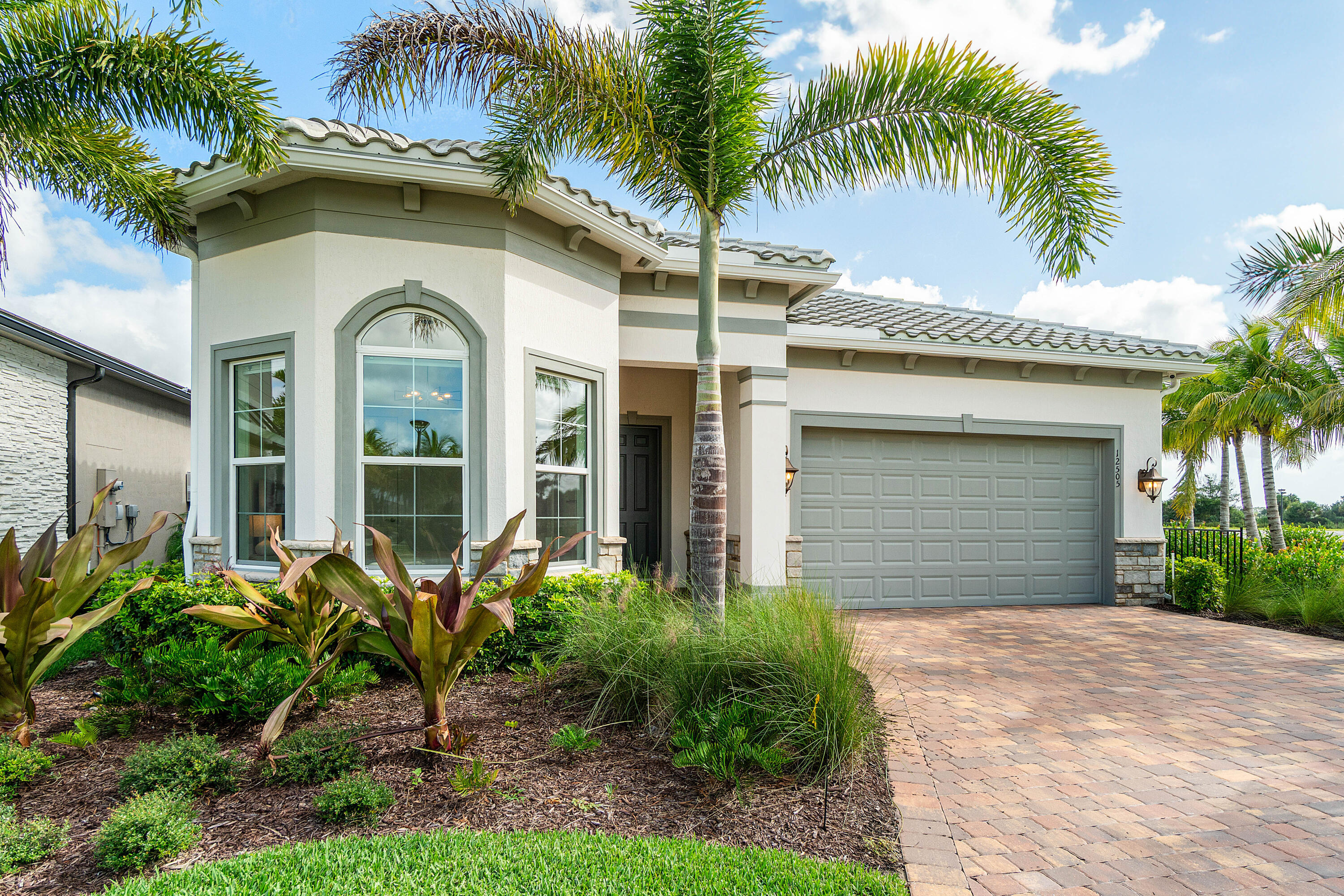 12505 Triumph Lane