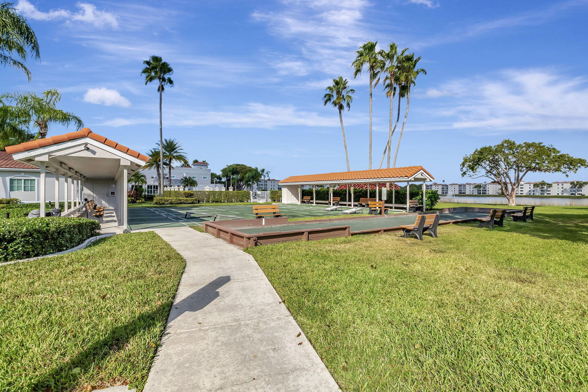 6234 Pointe Regal Circle