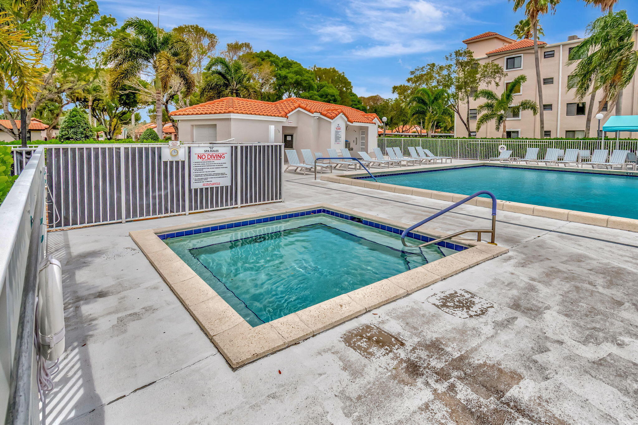 6234 Pointe Regal Circle