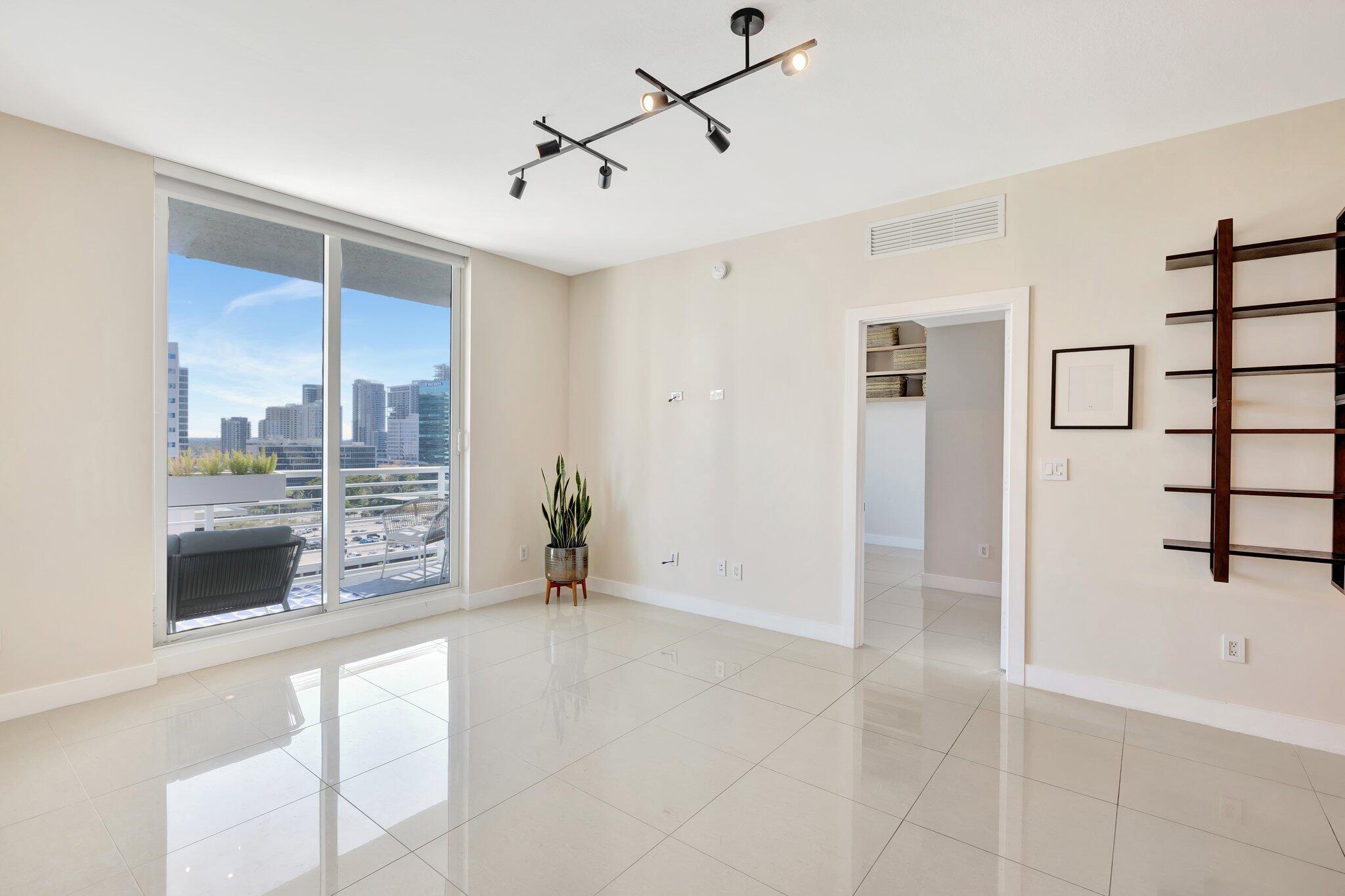 315 NE 3rd Avenue 1505