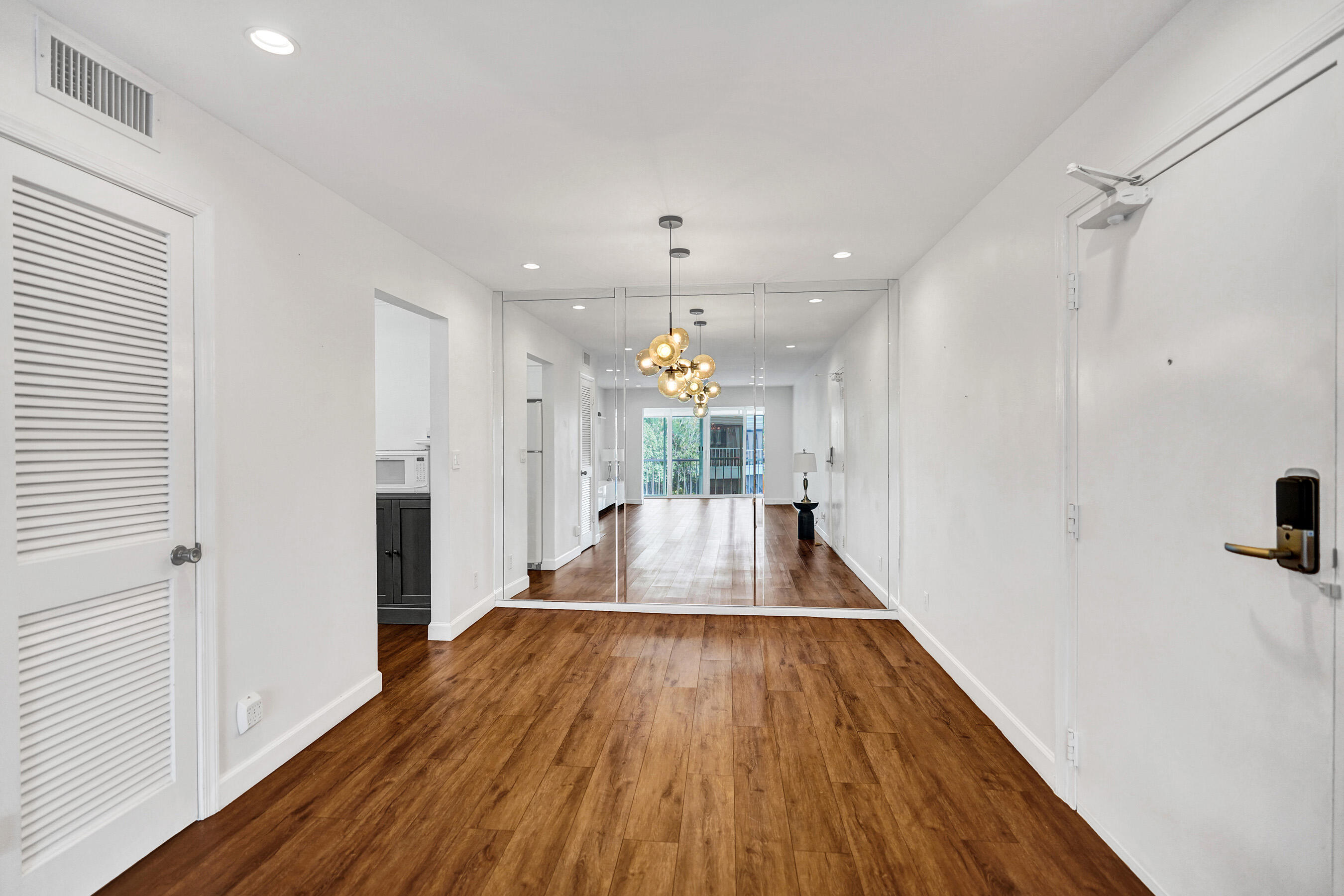 6289 Bay Club Drive
