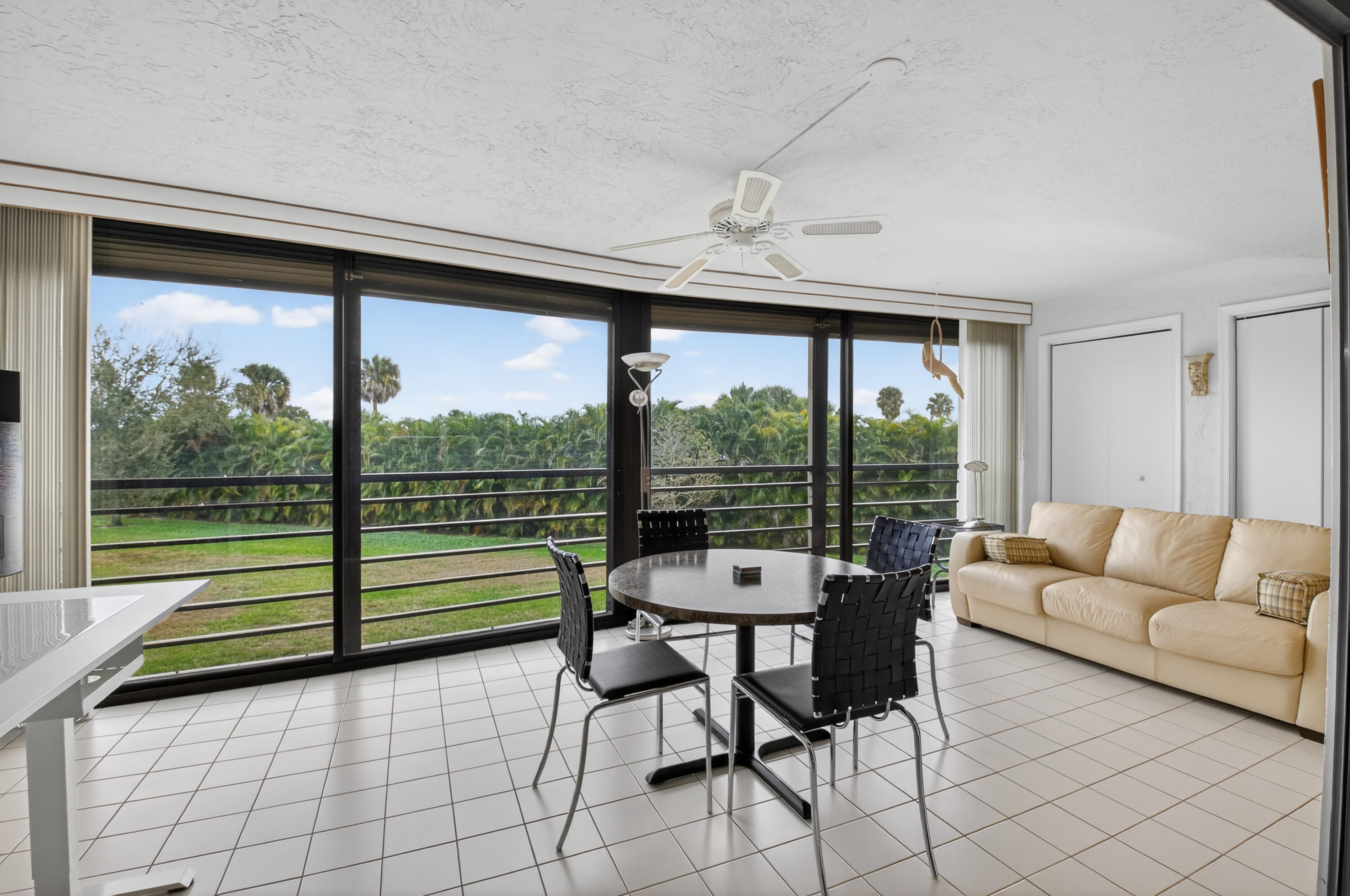 9260 SW 14th Street 2207