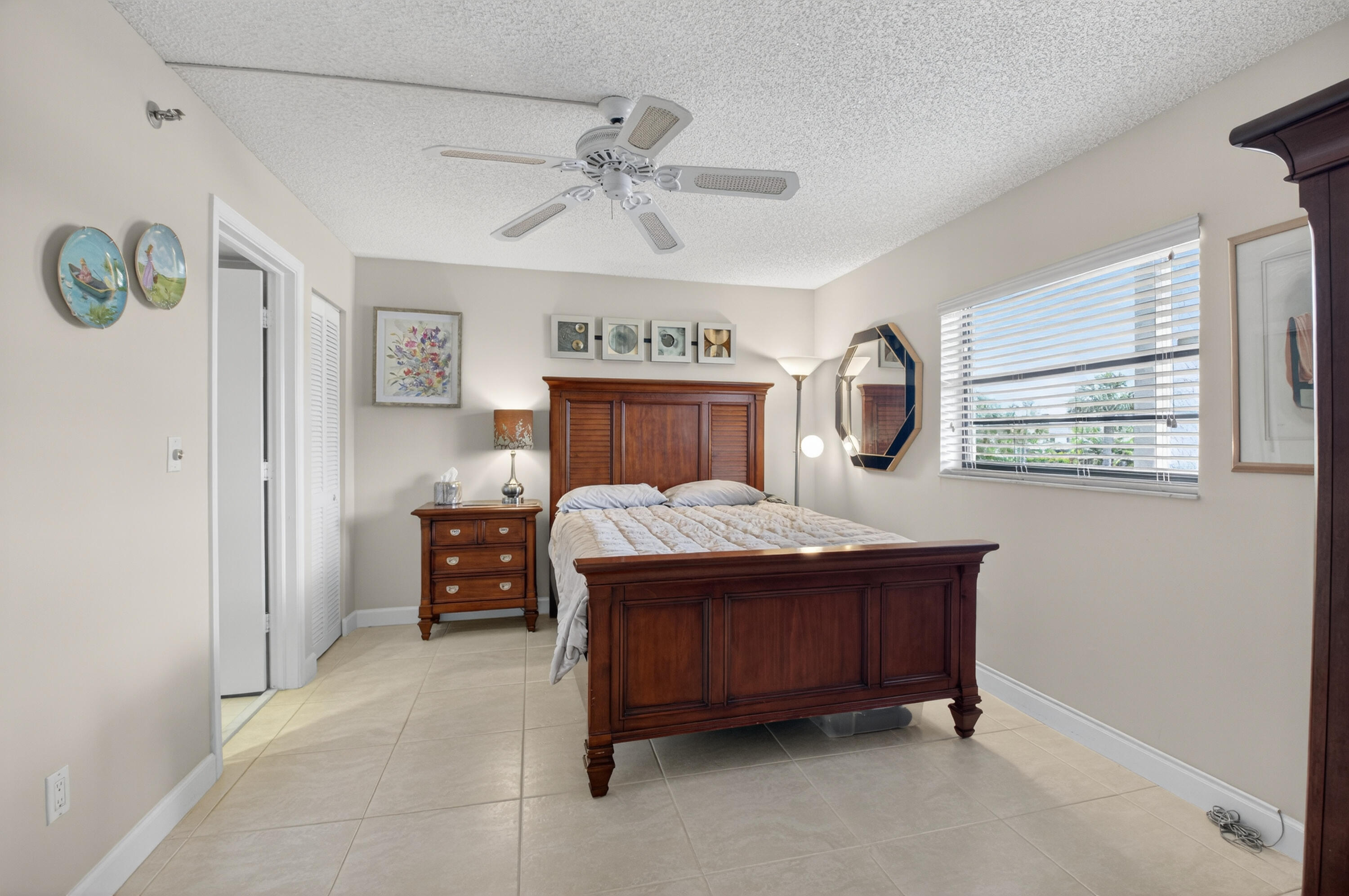9260 SW 14th Street 2207
