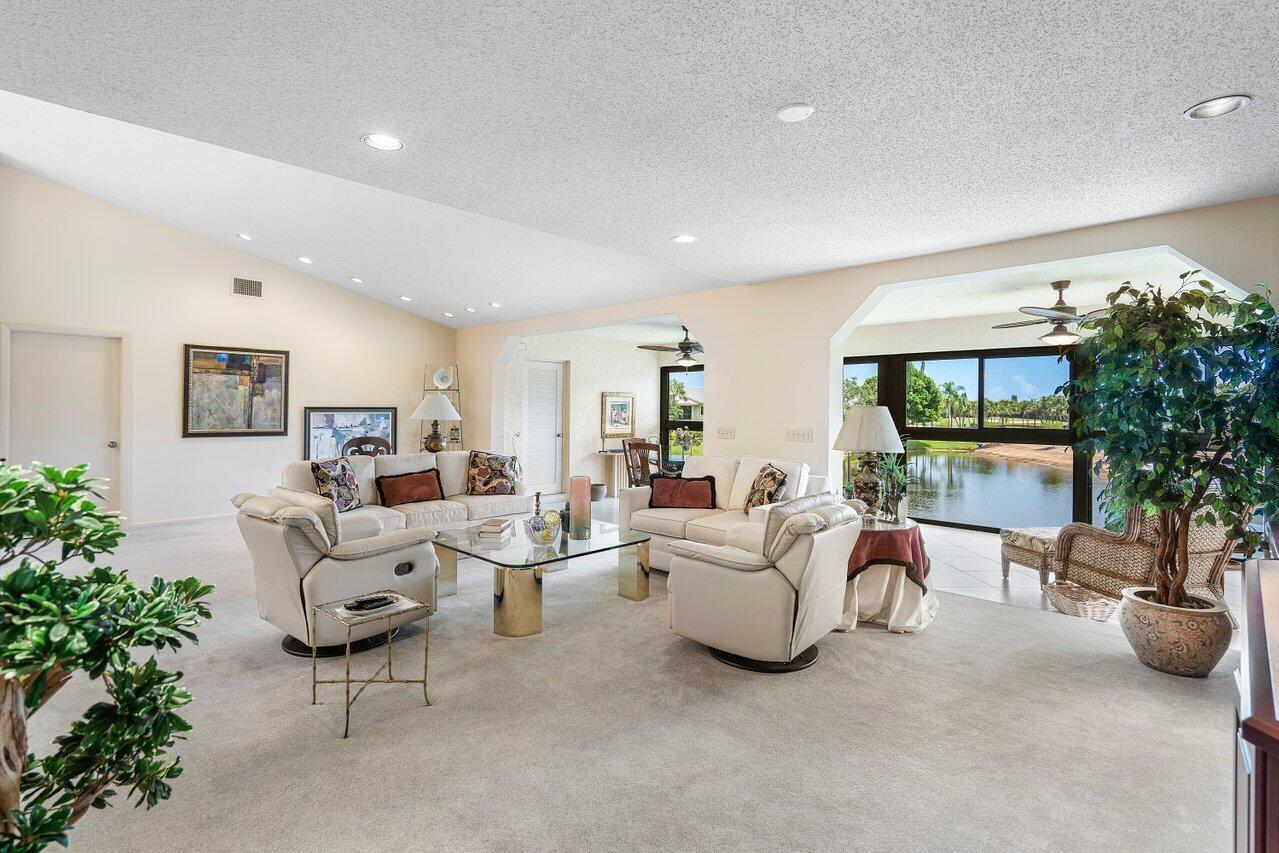 69 Eastgate Drive Unit D