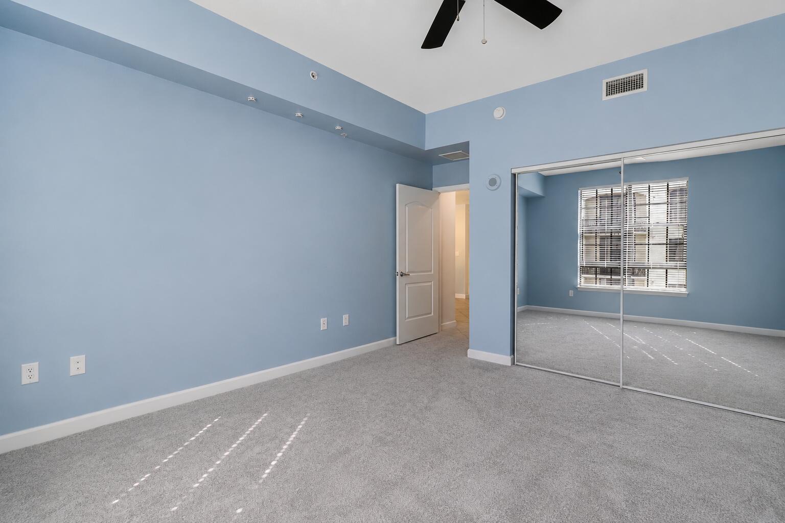 801 S Olive Avenue 1515