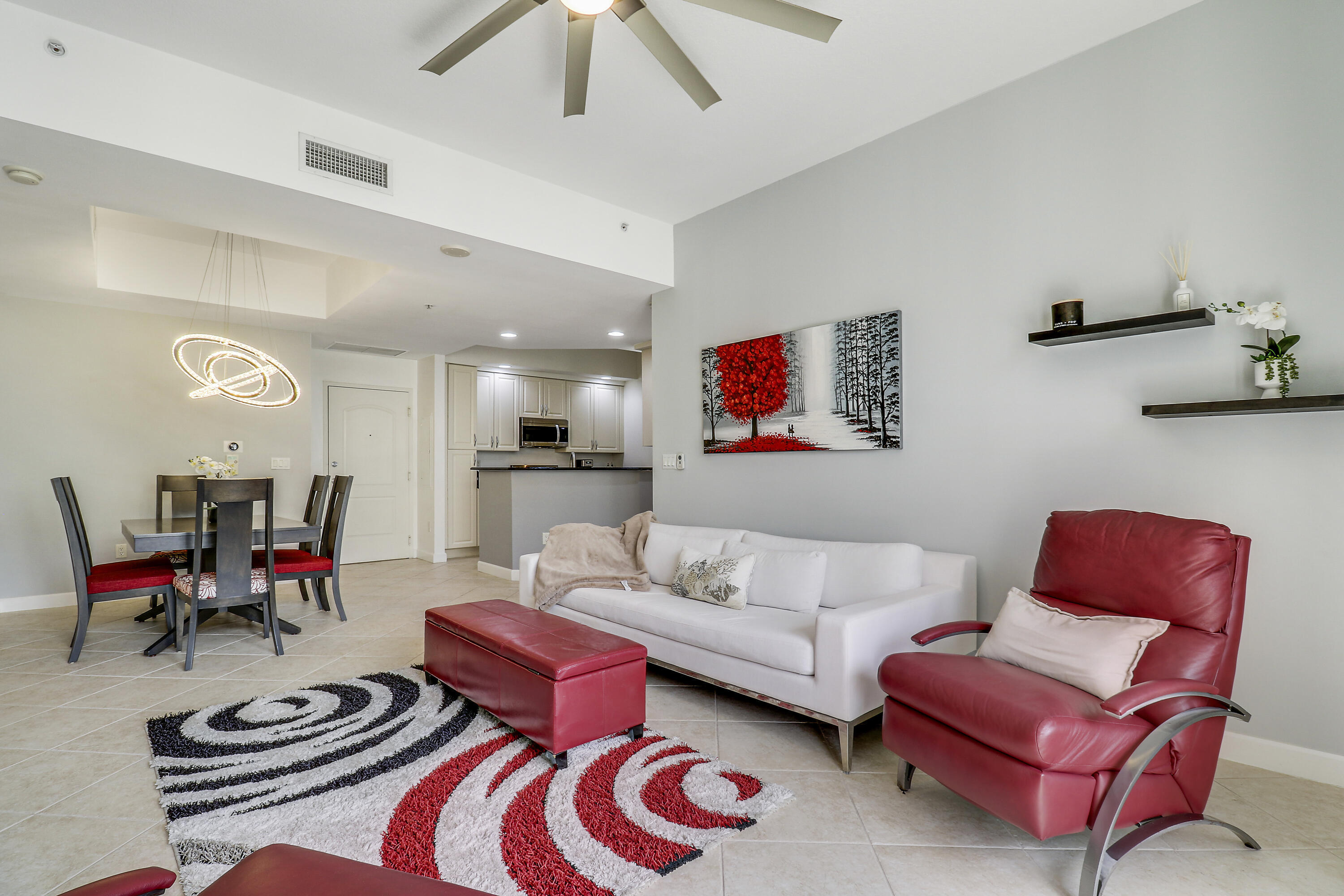 801 S Olive Avenue 1515