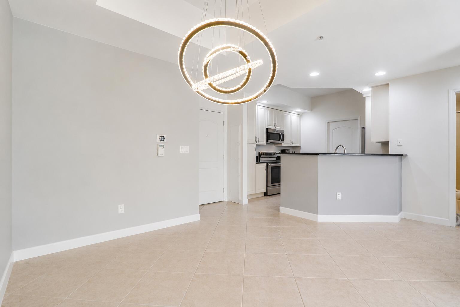 801 S Olive Avenue 1515