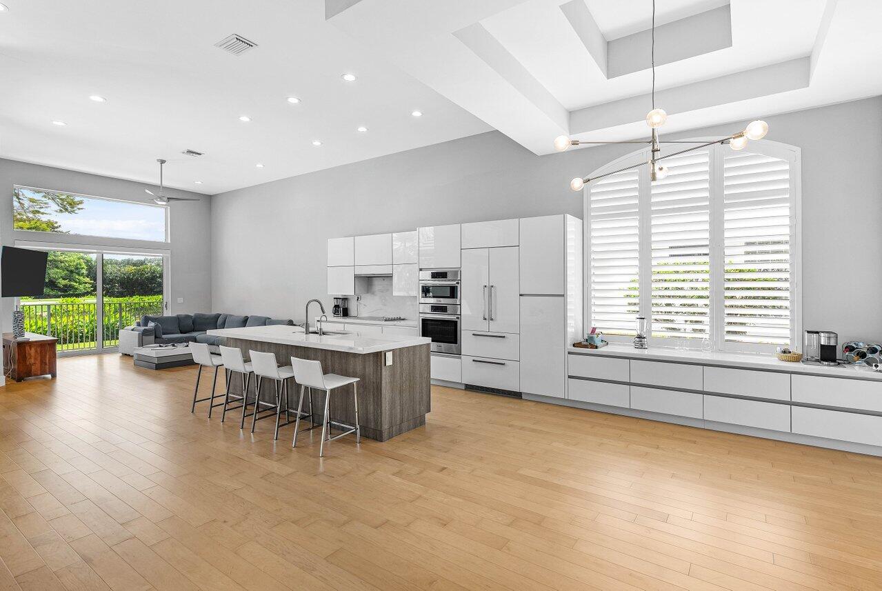 5440 NW 41st Terrace