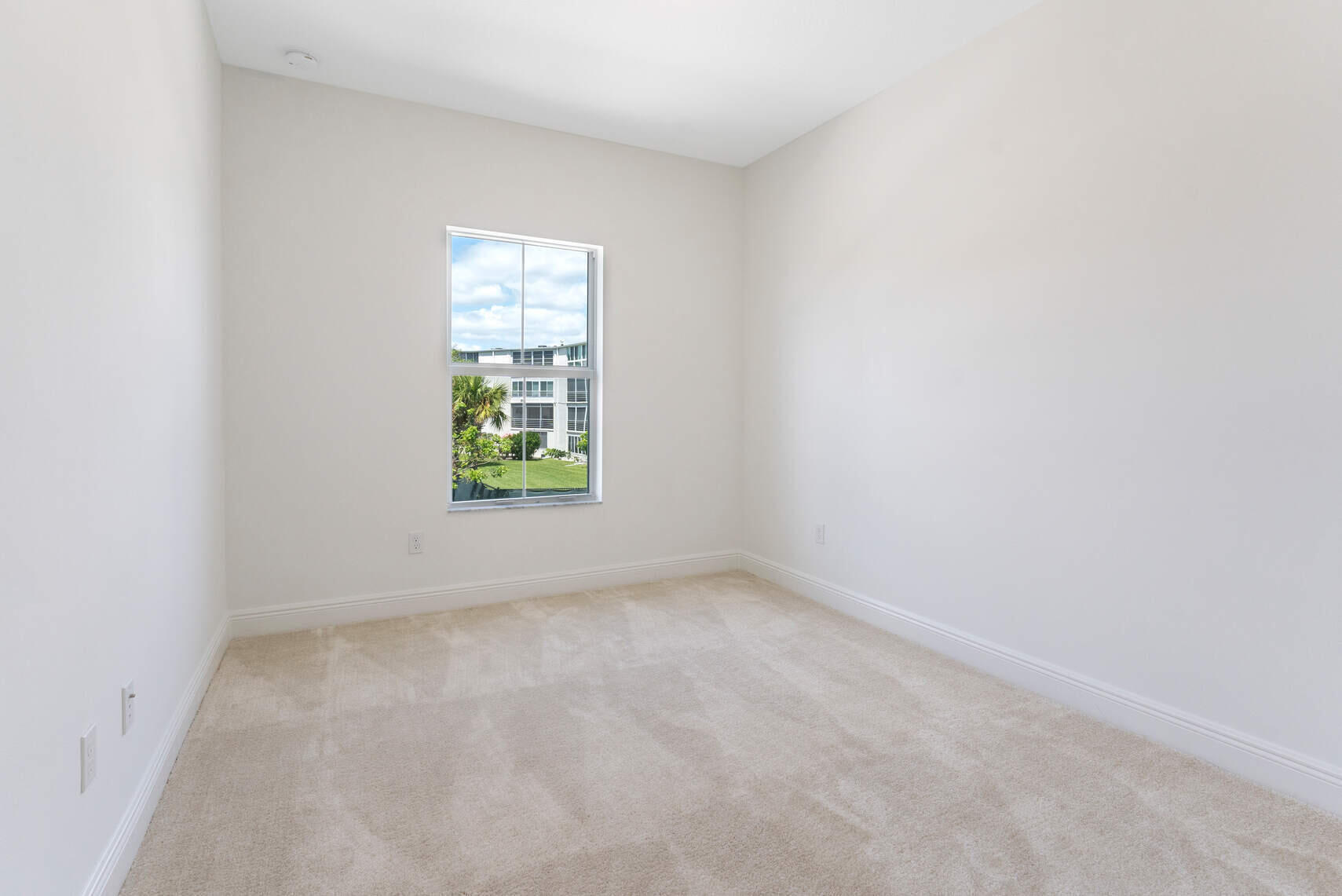 552 Sanderling Circle