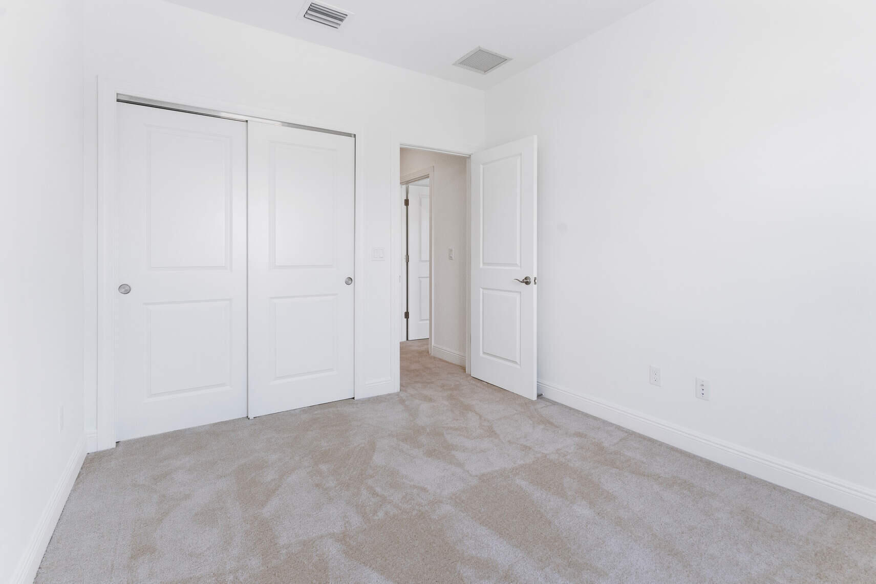 552 Sanderling Circle