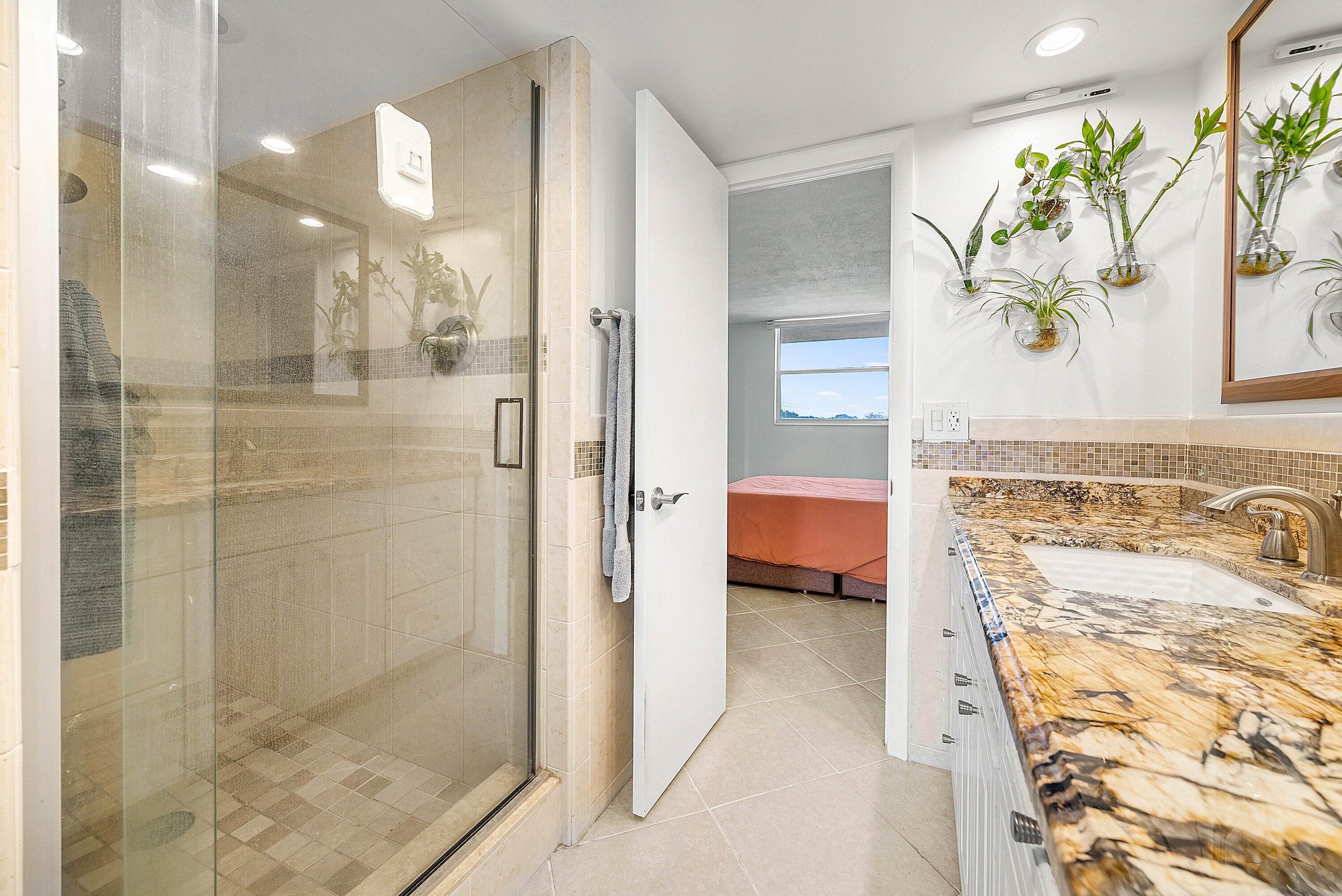 6699 NW 2nd Avenue 415