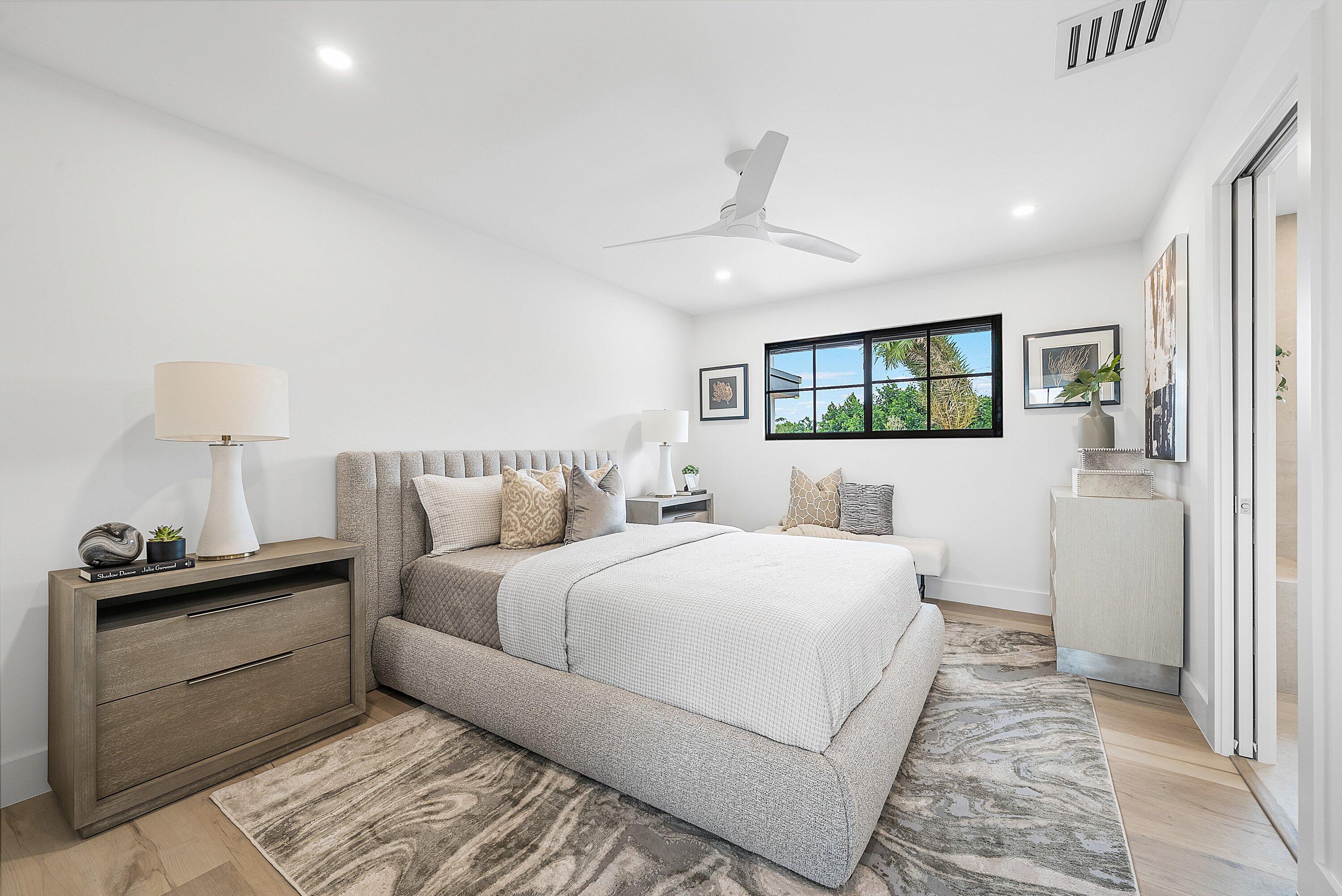 478 NW 13th Street