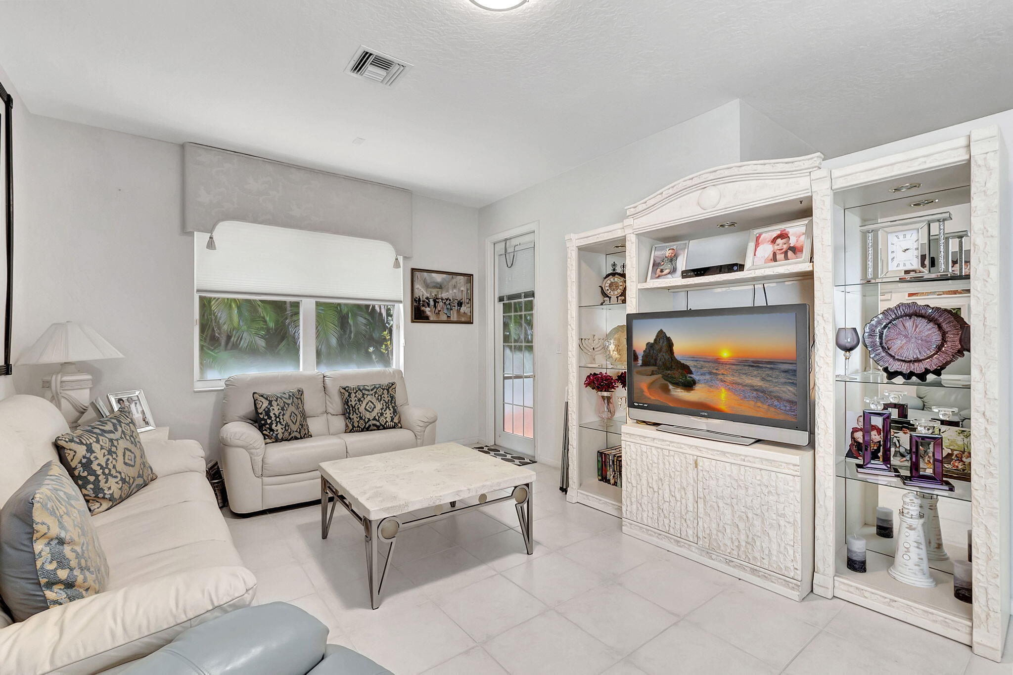 5916 Seashell Terrace