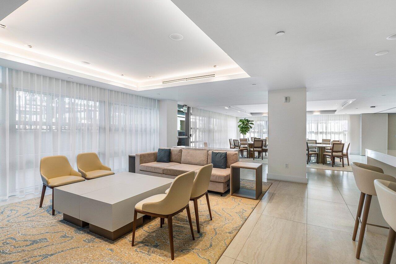 3100 N Ocean Drive P705