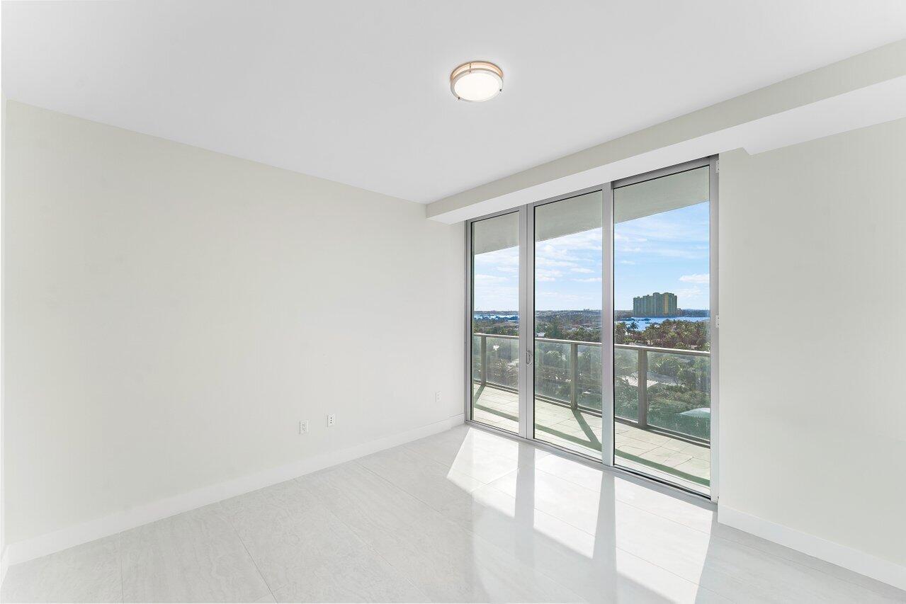 3100 N Ocean Drive P705