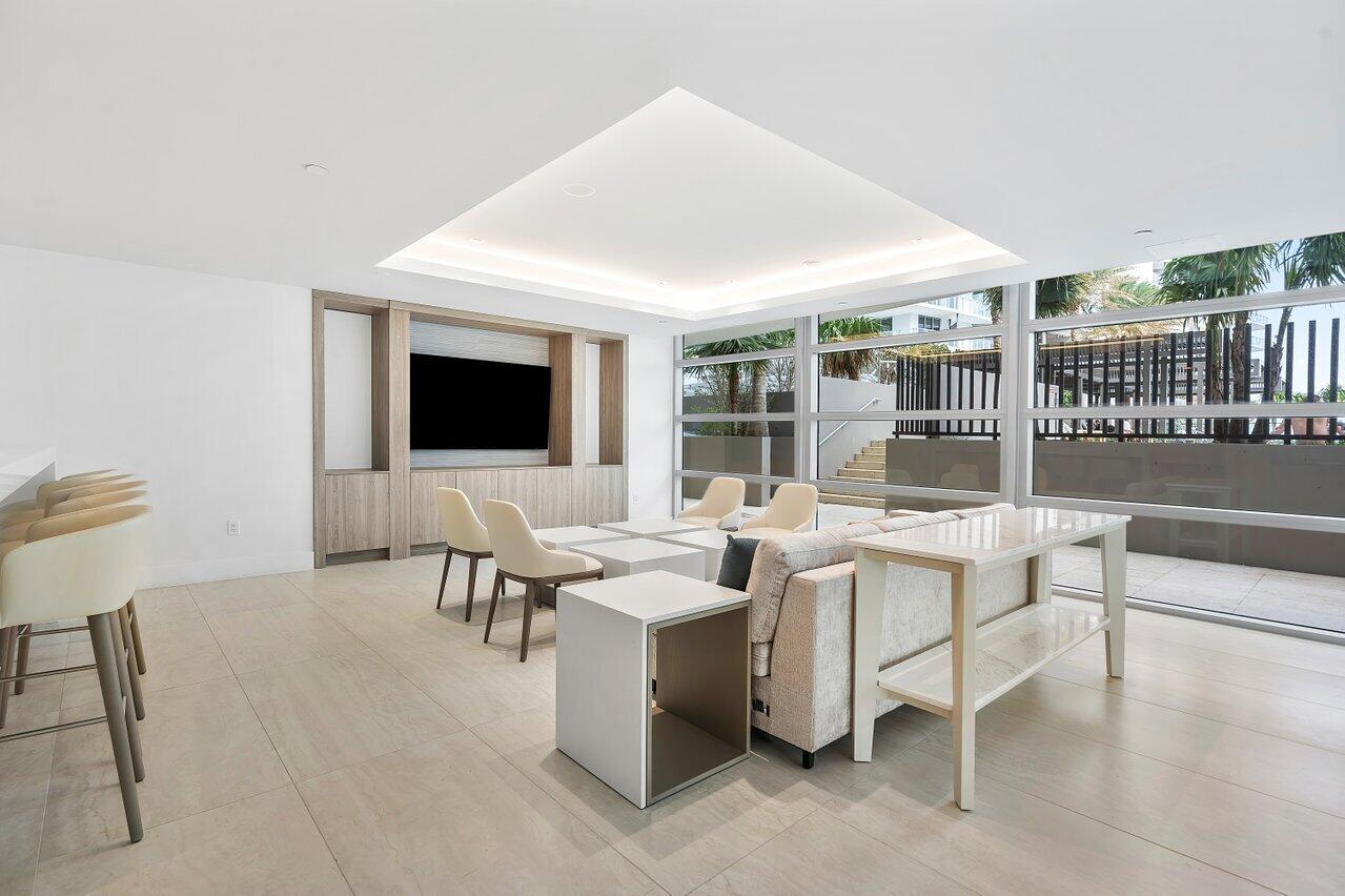 3100 N Ocean Drive P705