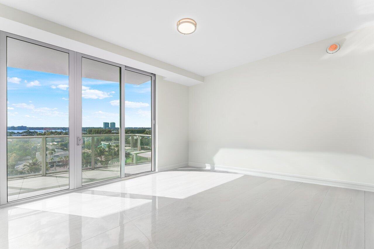 3100 N Ocean Drive P705