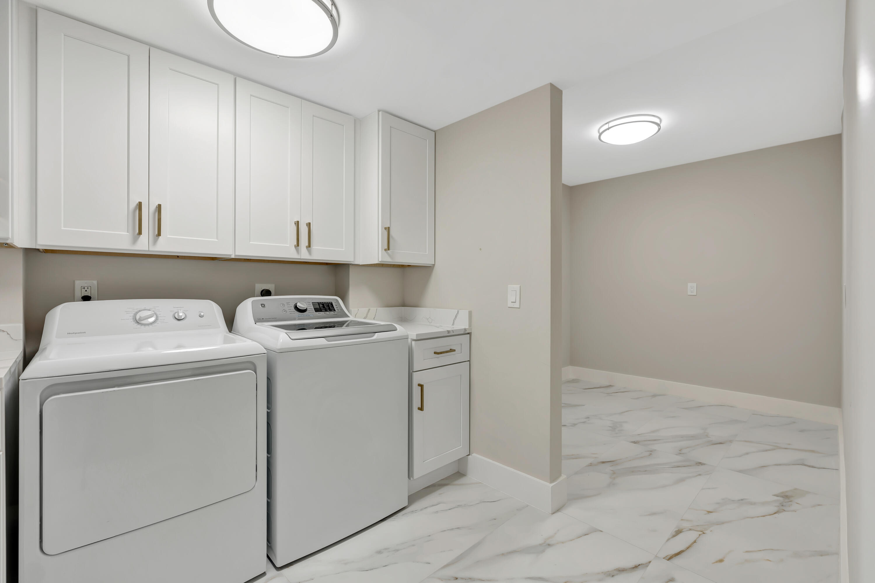 2501 Marina Isle Way 104