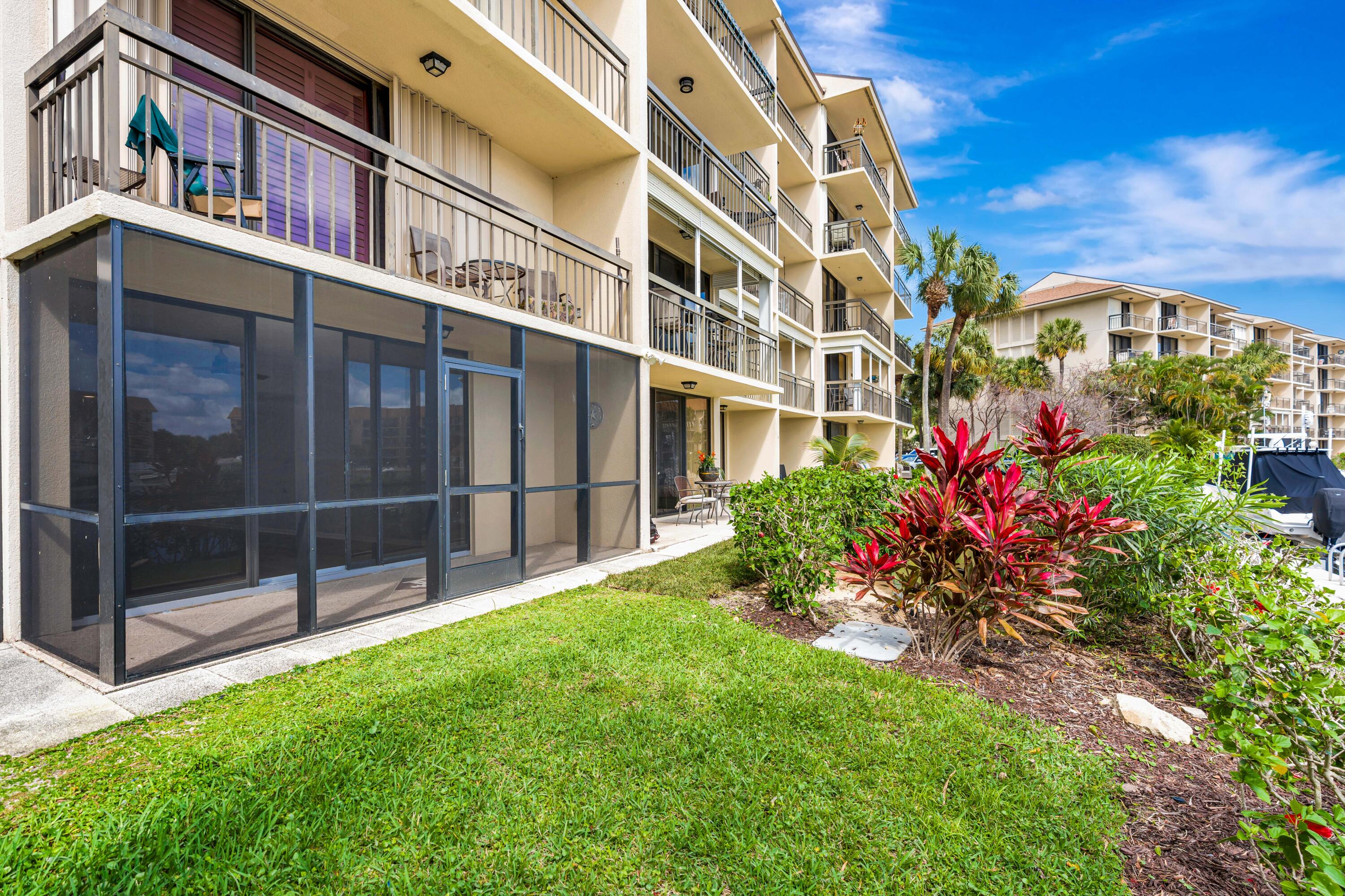 2501 Marina Isle Way 104