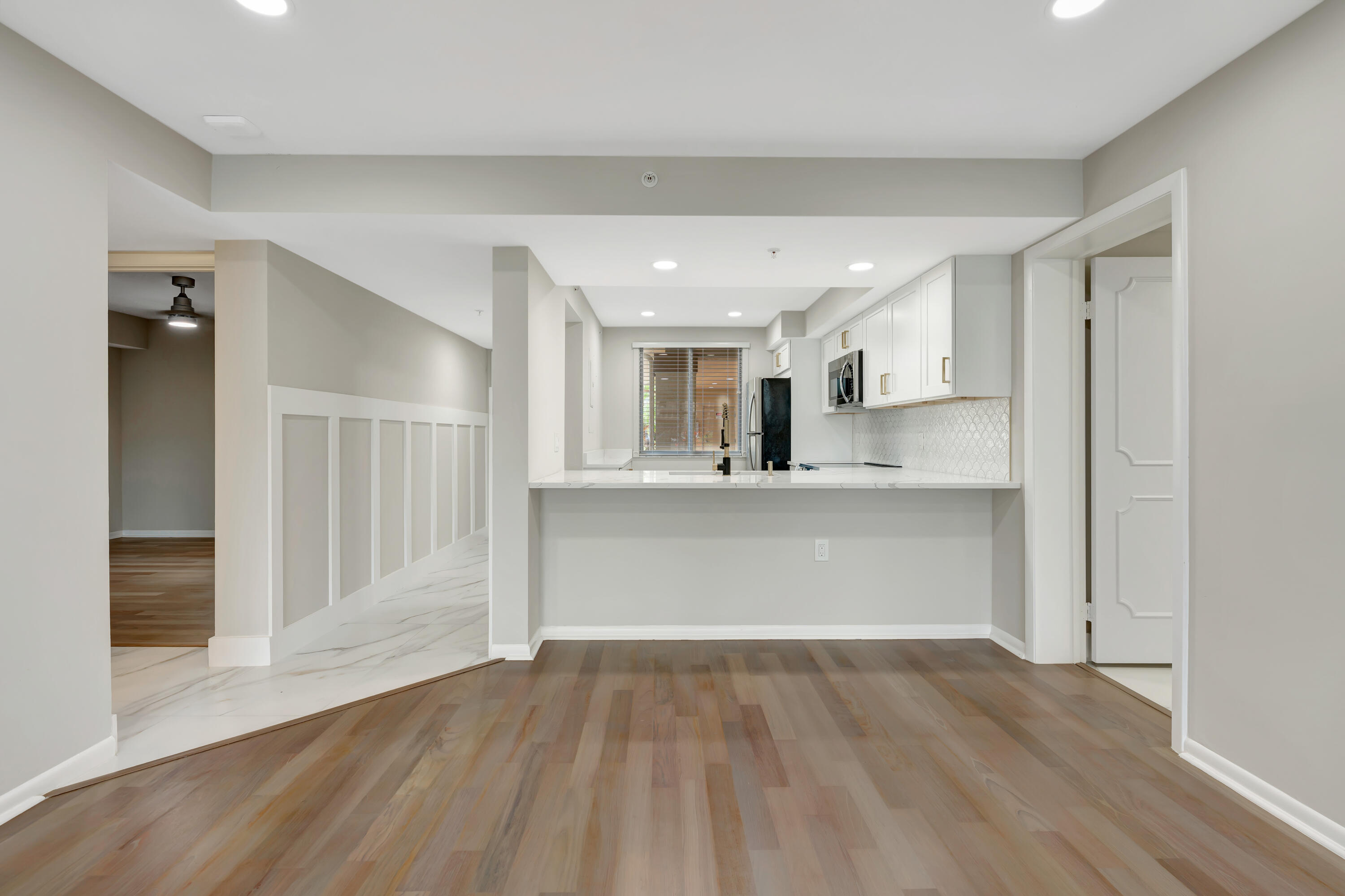 2501 Marina Isle Way 104