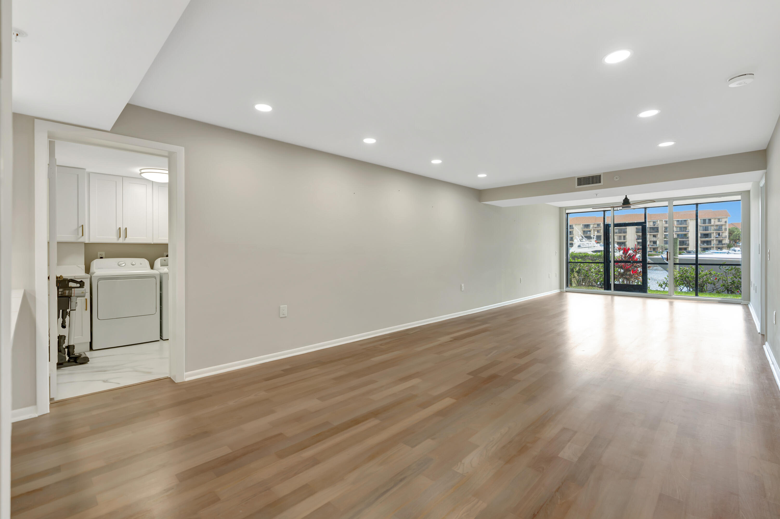 2501 Marina Isle Way 104