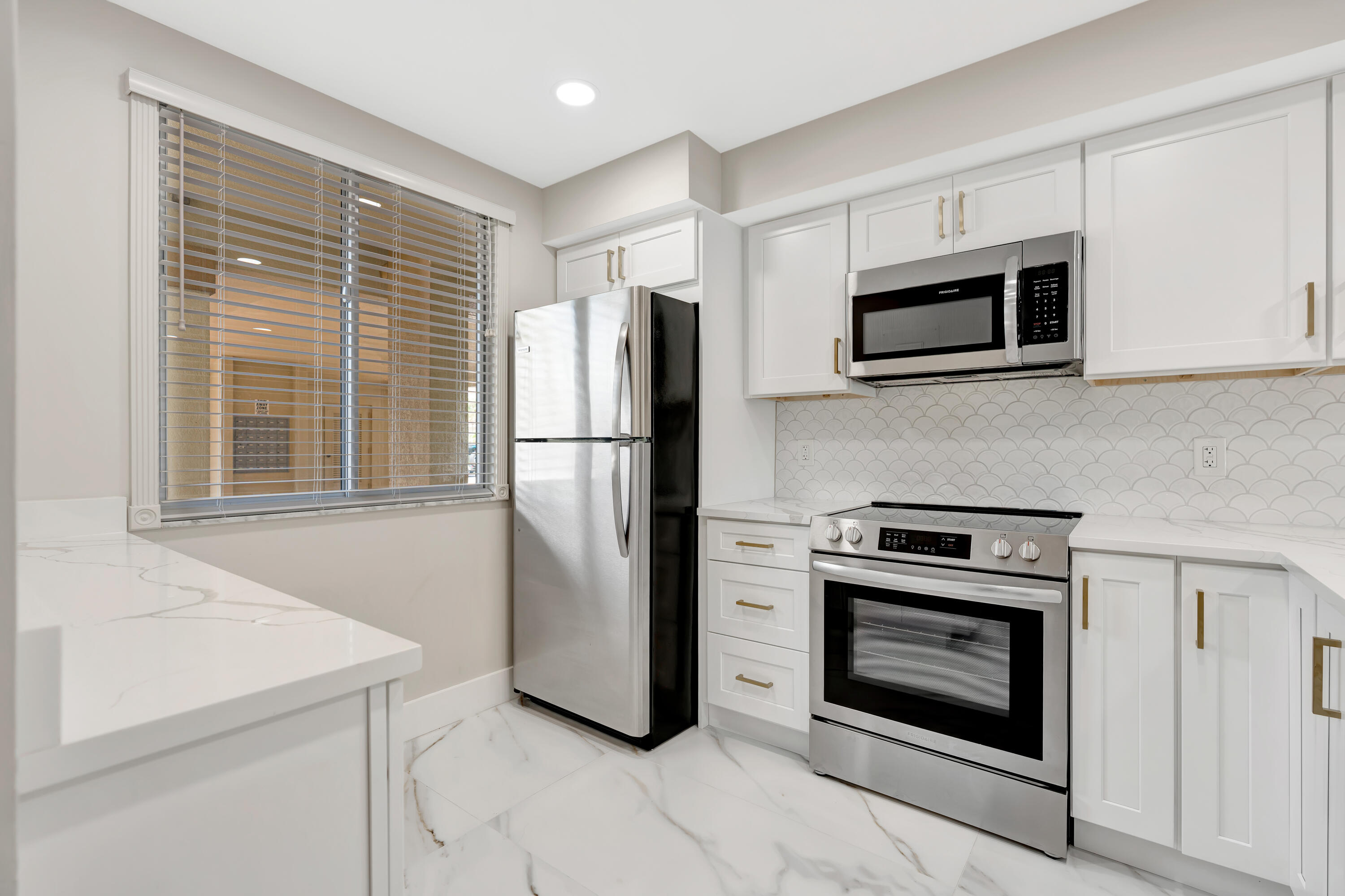 2501 Marina Isle Way 104