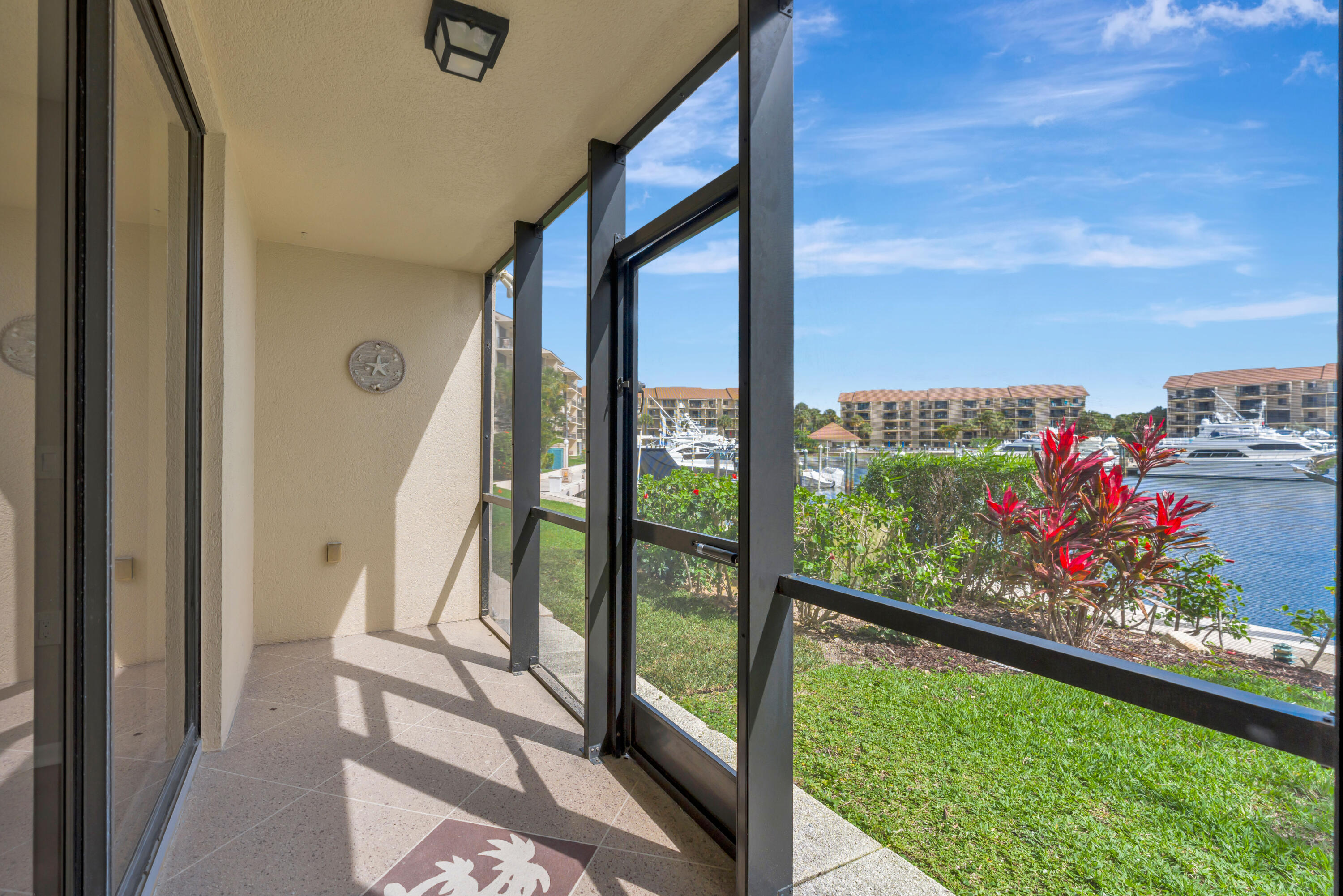 2501 Marina Isle Way 104